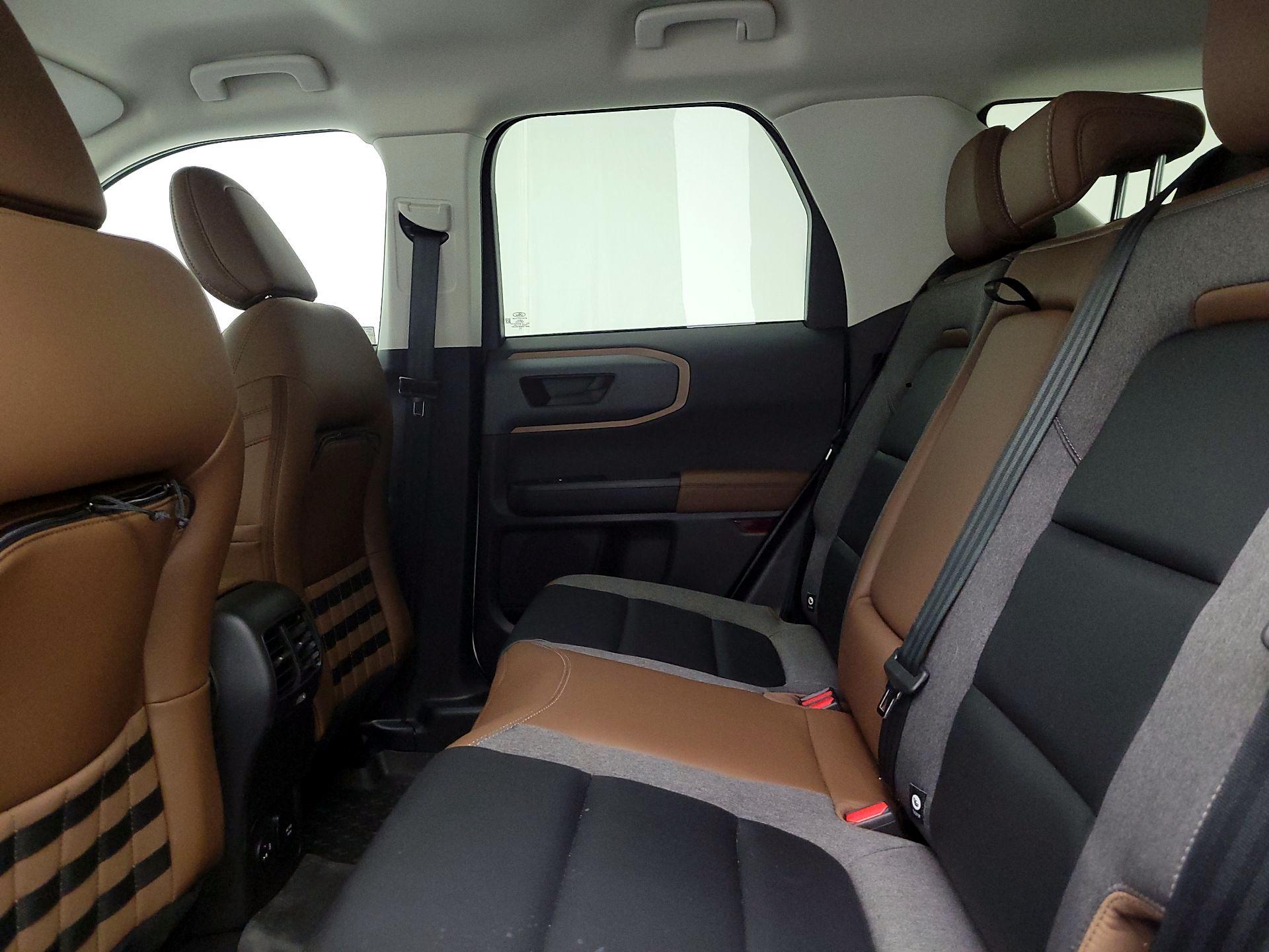 Thumbnail: 2023 Ford Bronco Sport - 18