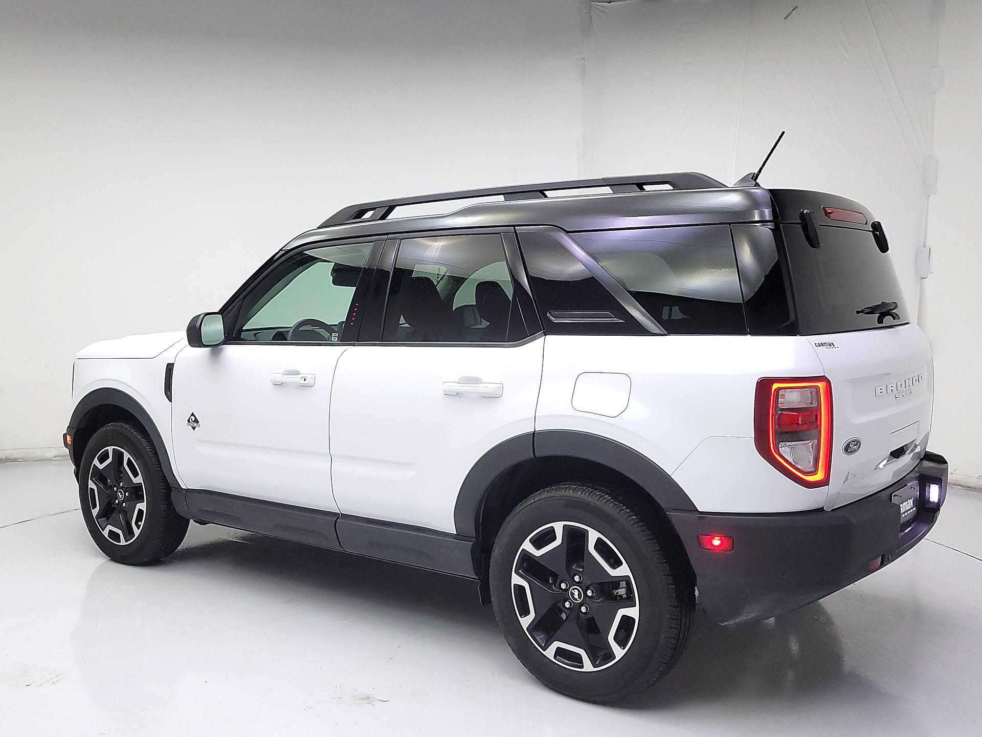 Thumbnail: 2023 Ford Bronco Sport - 7