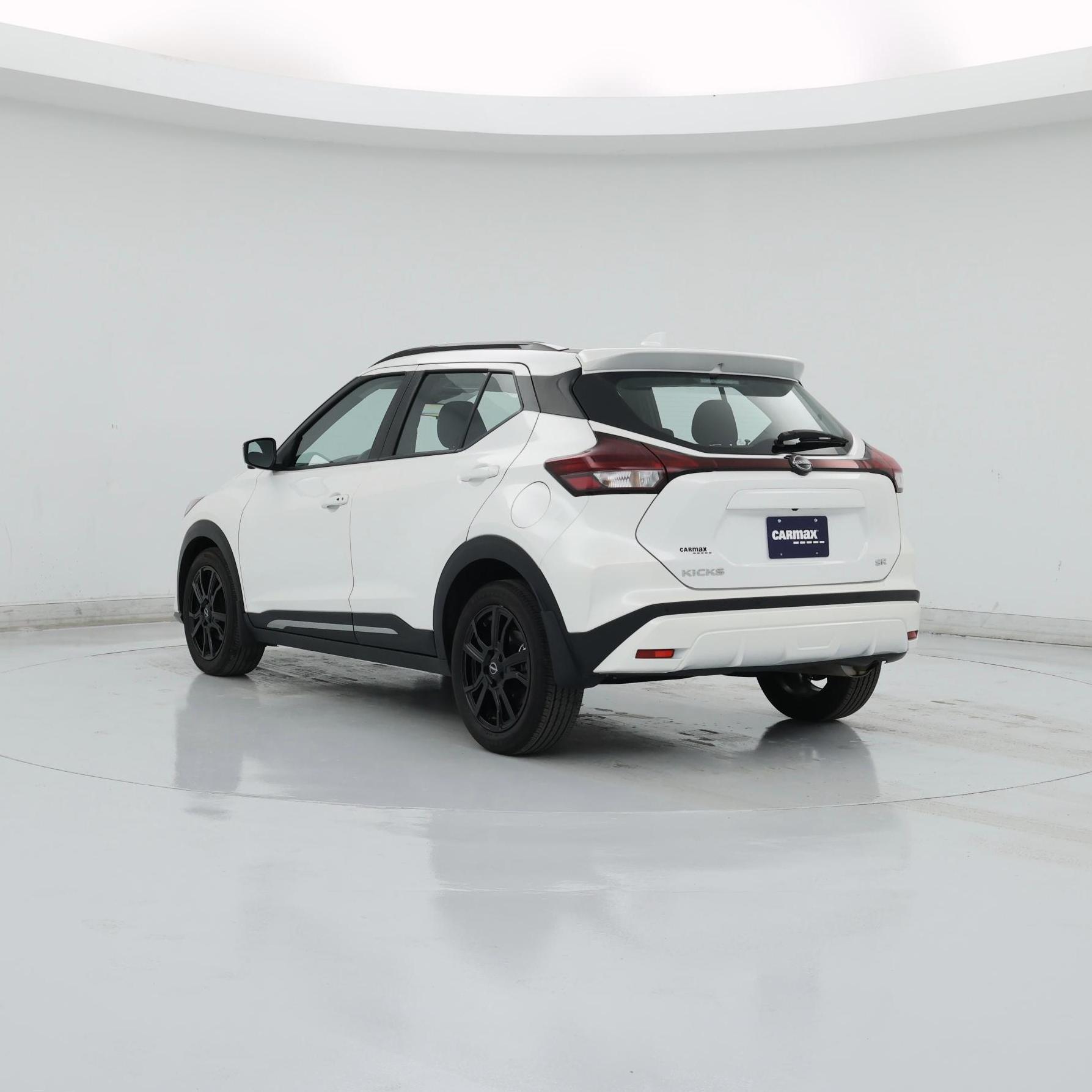 Thumbnail: 2024 Nissan Kicks - 2