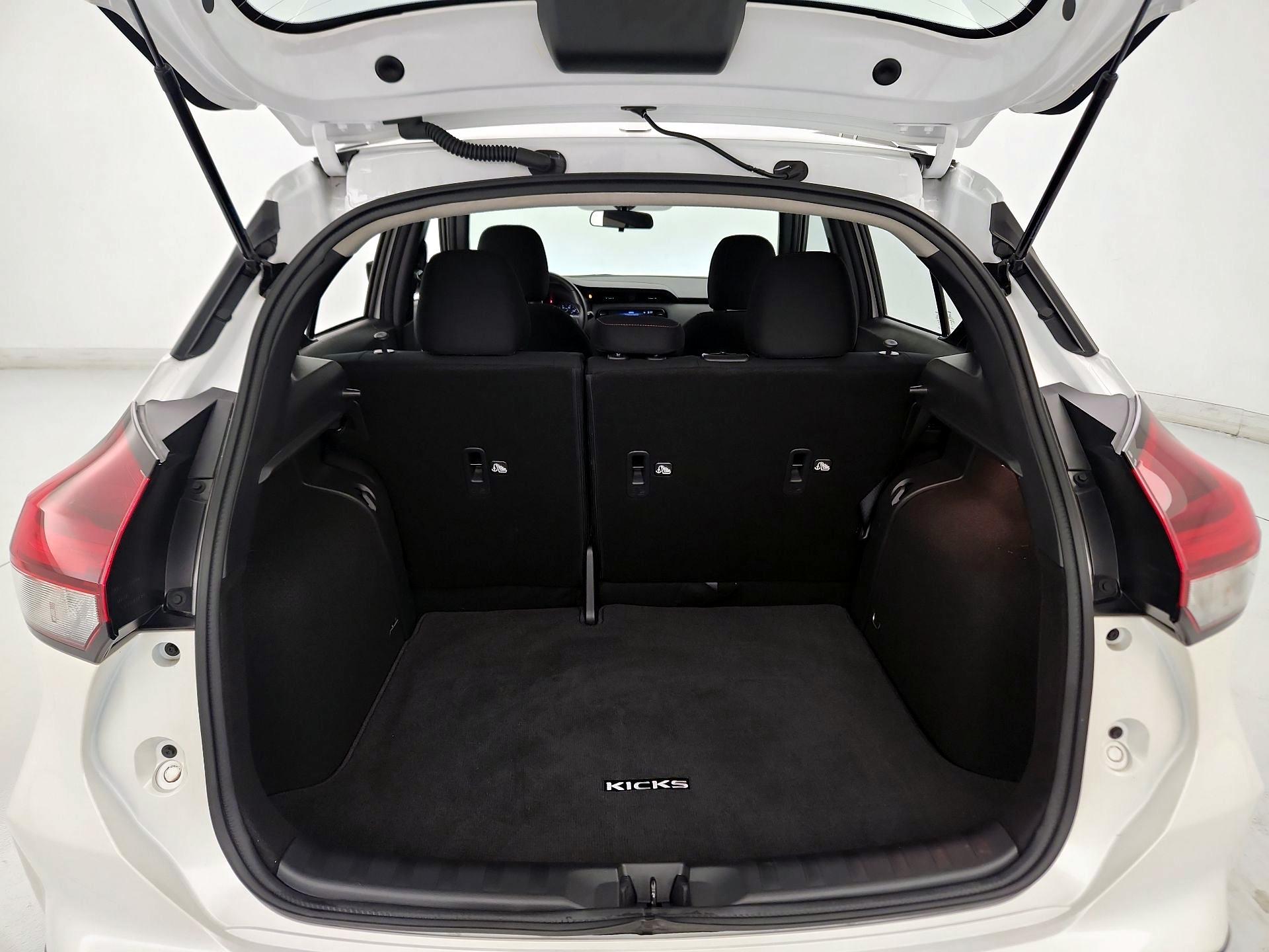 Thumbnail: 2024 Nissan Kicks - 20