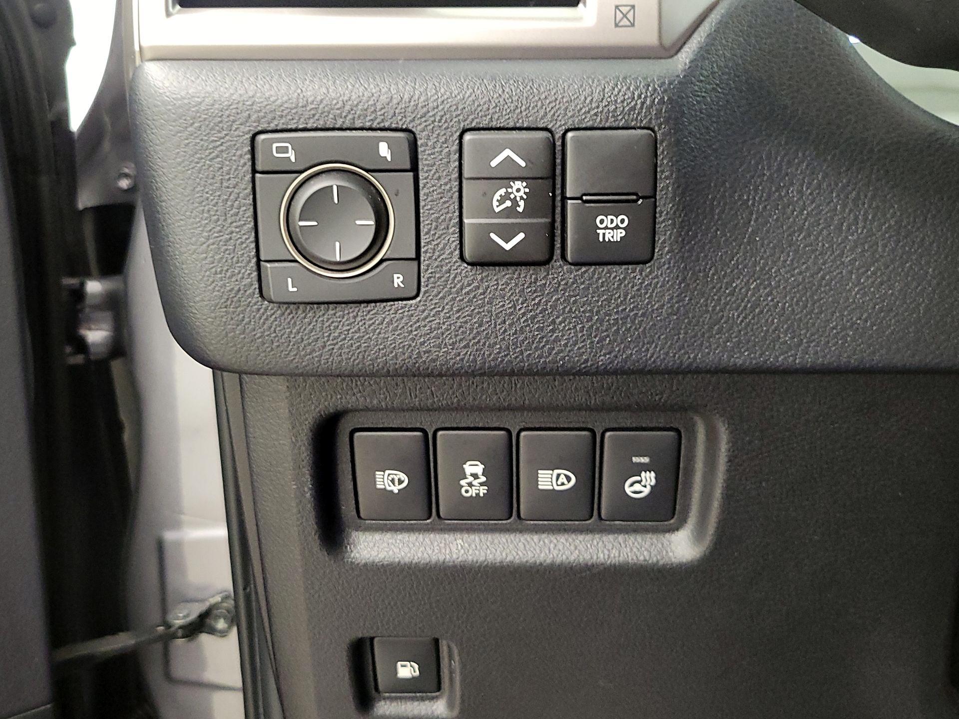 Thumbnail: 2023 Lexus GX - 13