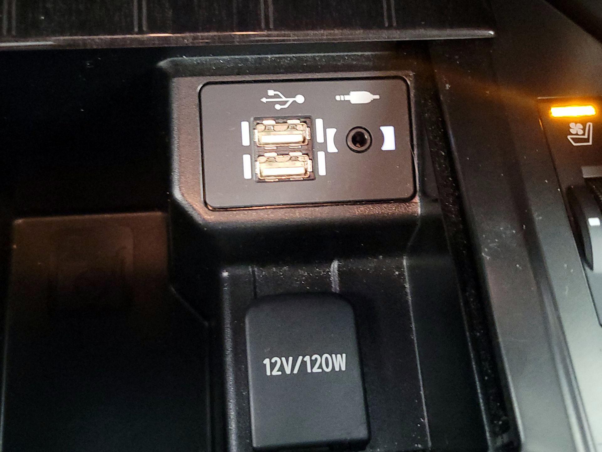 Thumbnail: 2023 Lexus GX - 19