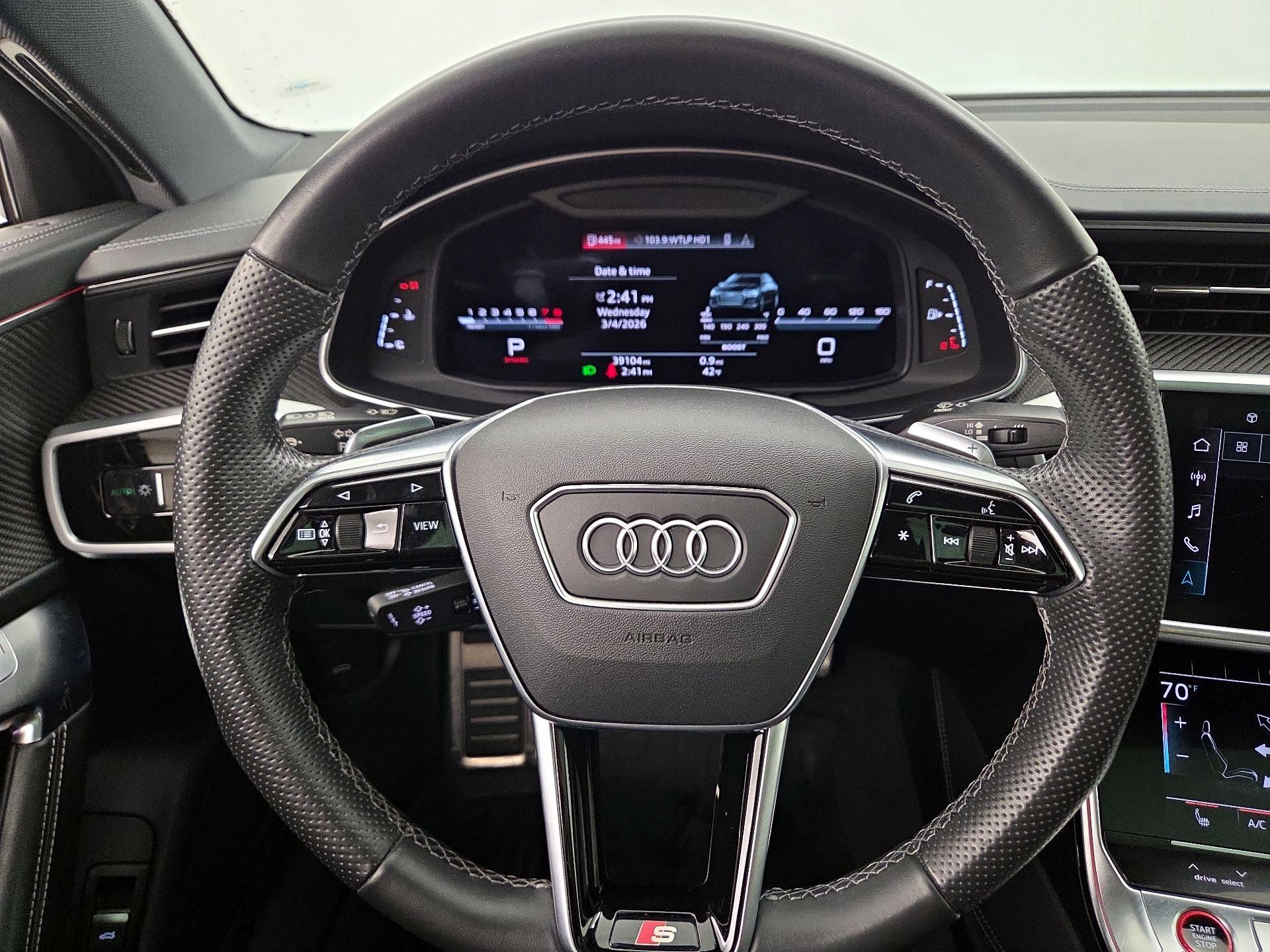 Thumbnail: 2022 Audi S6 - 10