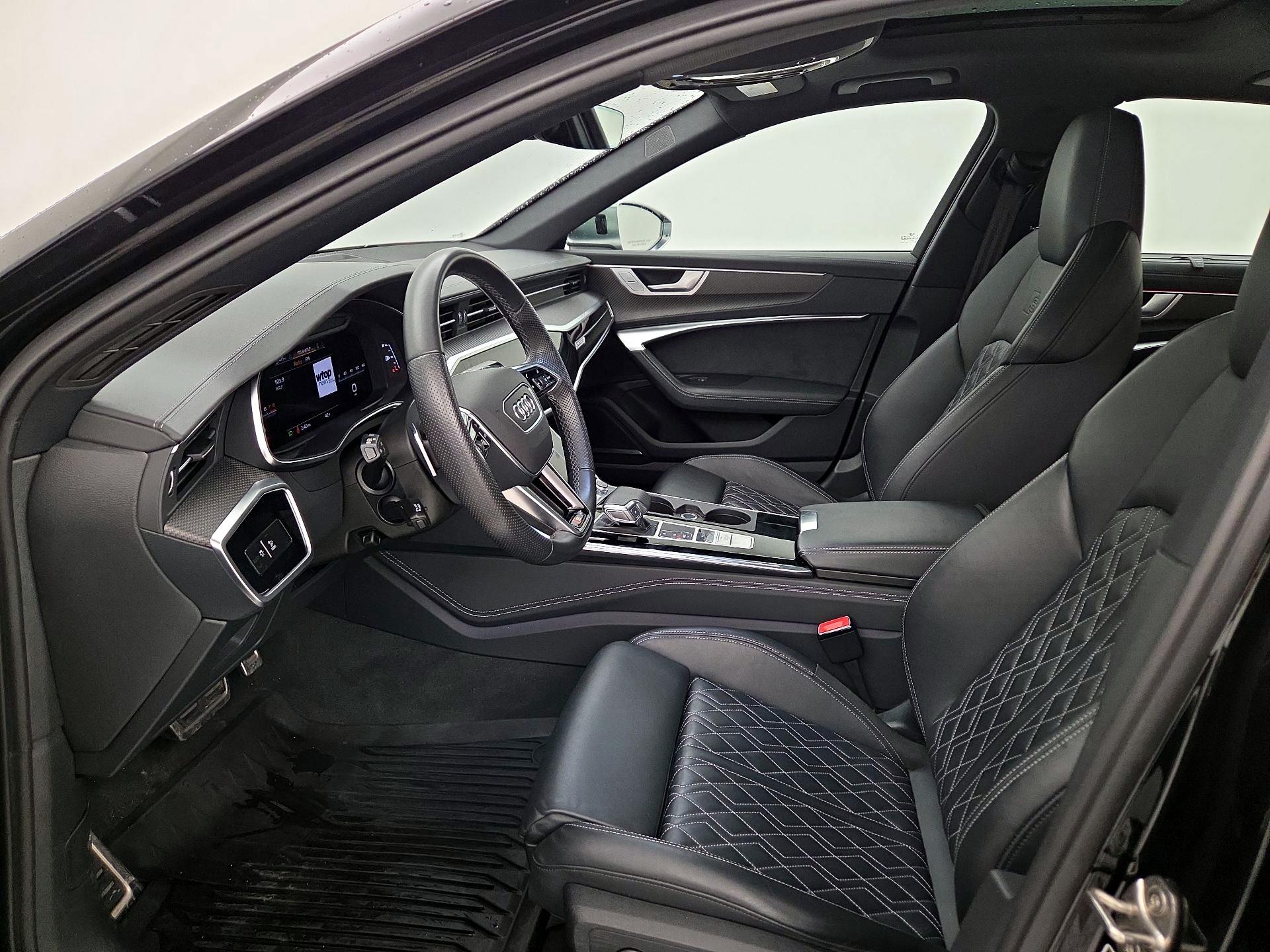 Thumbnail: 2022 Audi S6 - 11