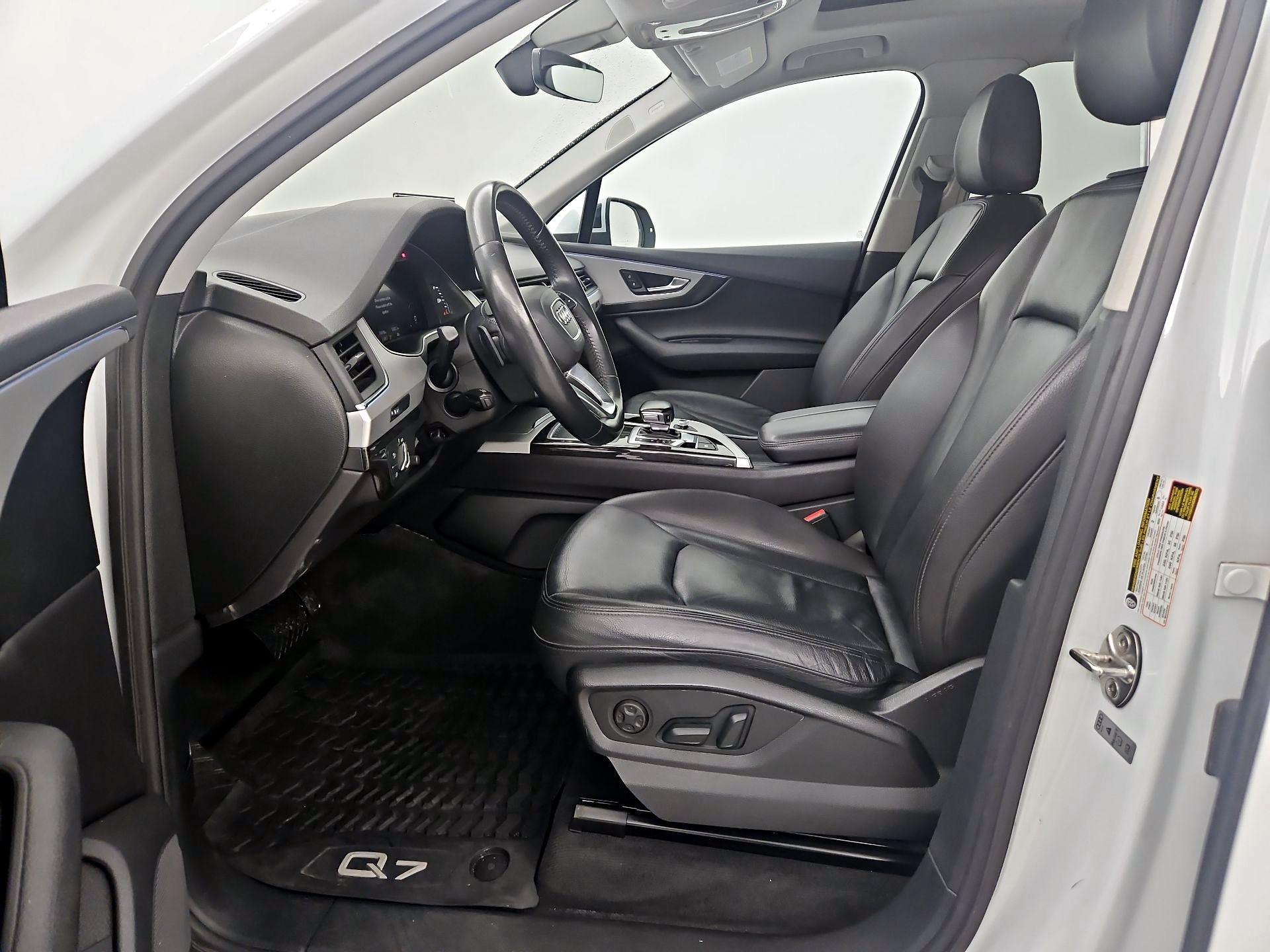 Thumbnail: 2019 Audi Q7 - 11