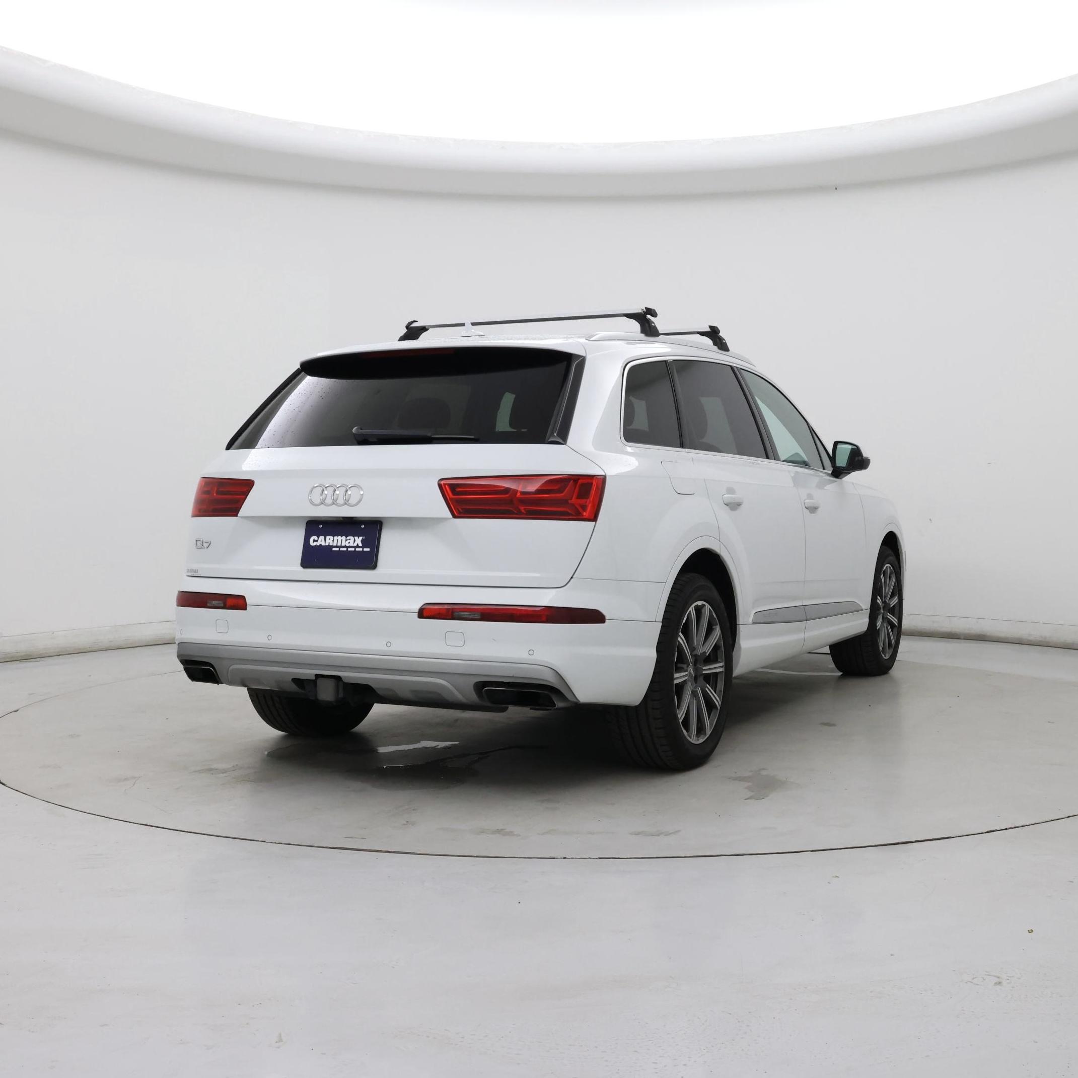 Thumbnail: 2019 Audi Q7 - 8