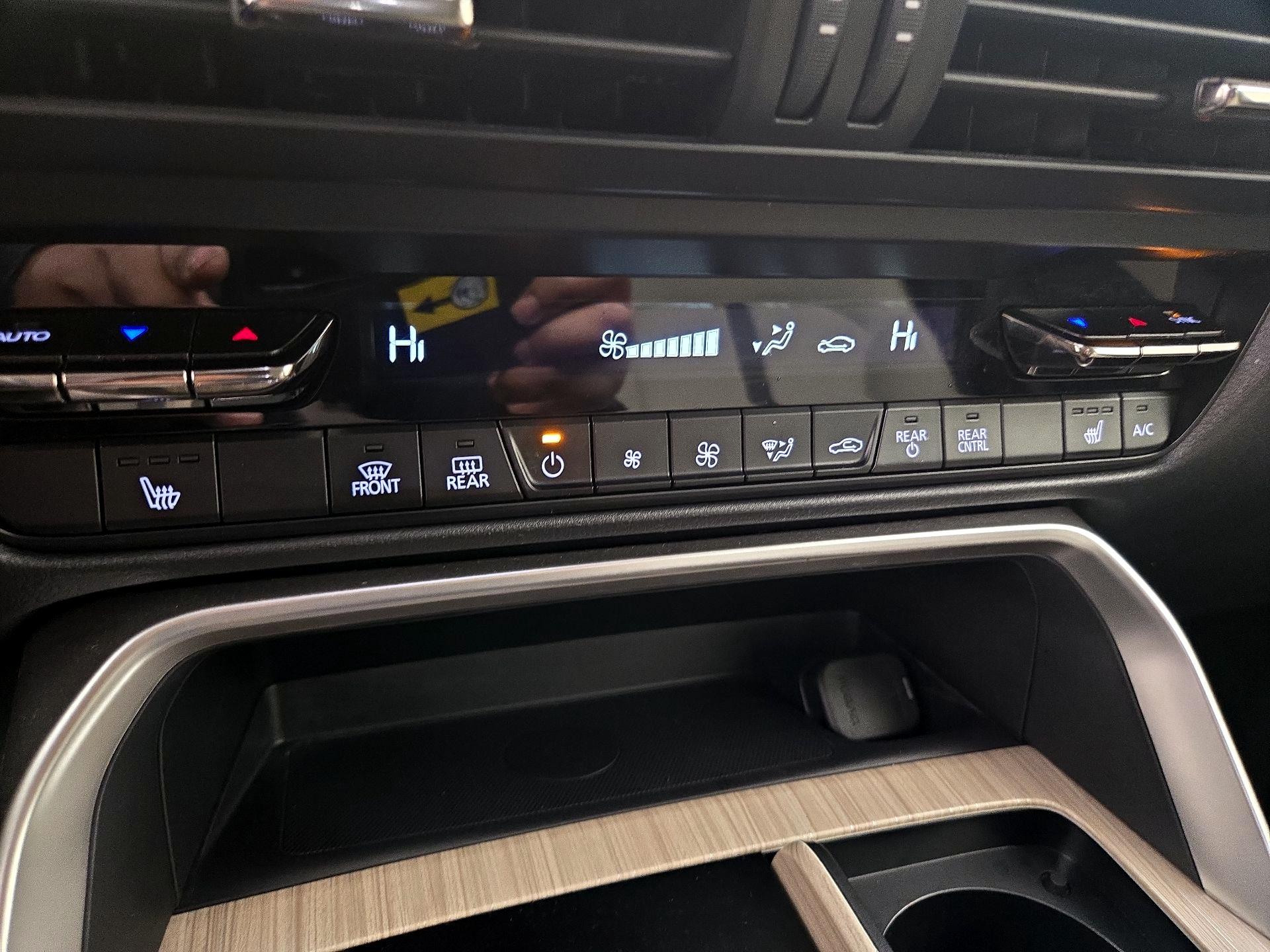 Thumbnail: 2024 Mazda CX-90 - 16