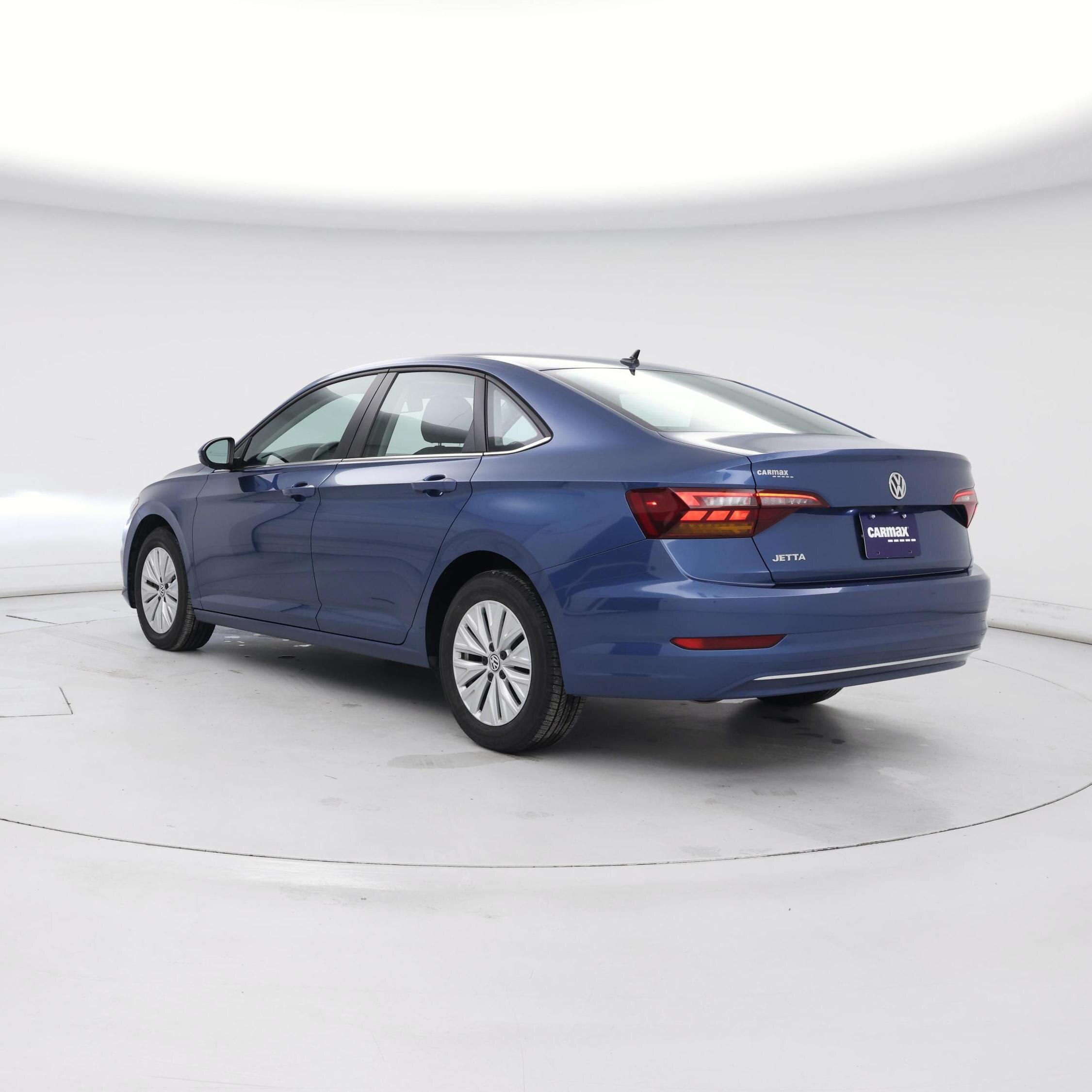 Thumbnail: 2019 Volkswagen Jetta - 2