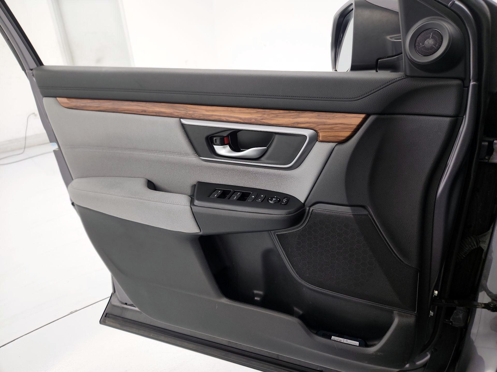 Thumbnail: 2017 Honda CR-V - 12