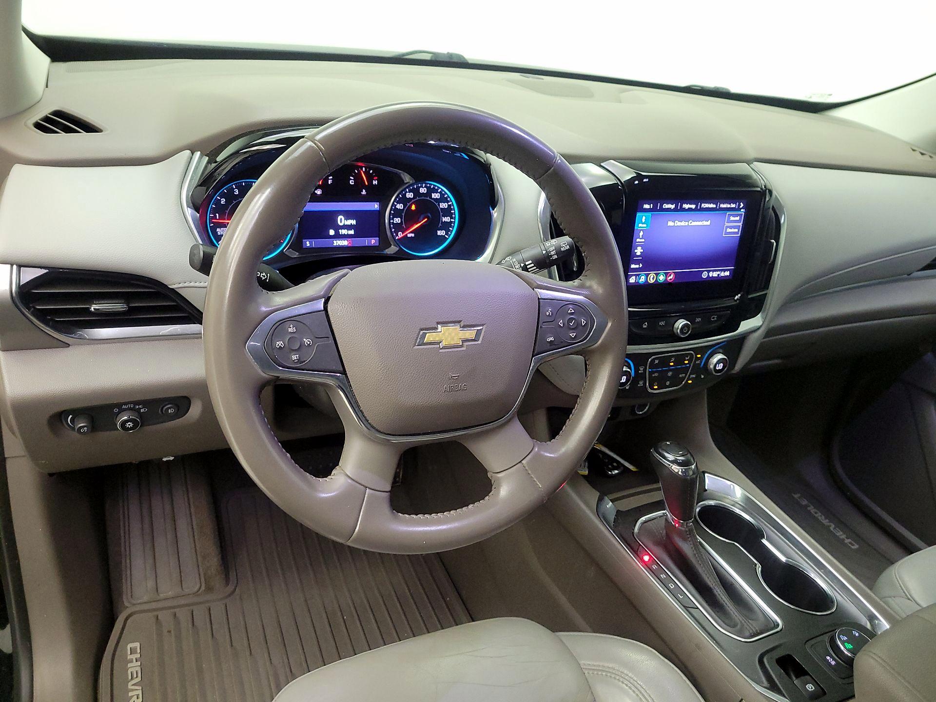 Thumbnail: 2020 Chevrolet Traverse - 9
