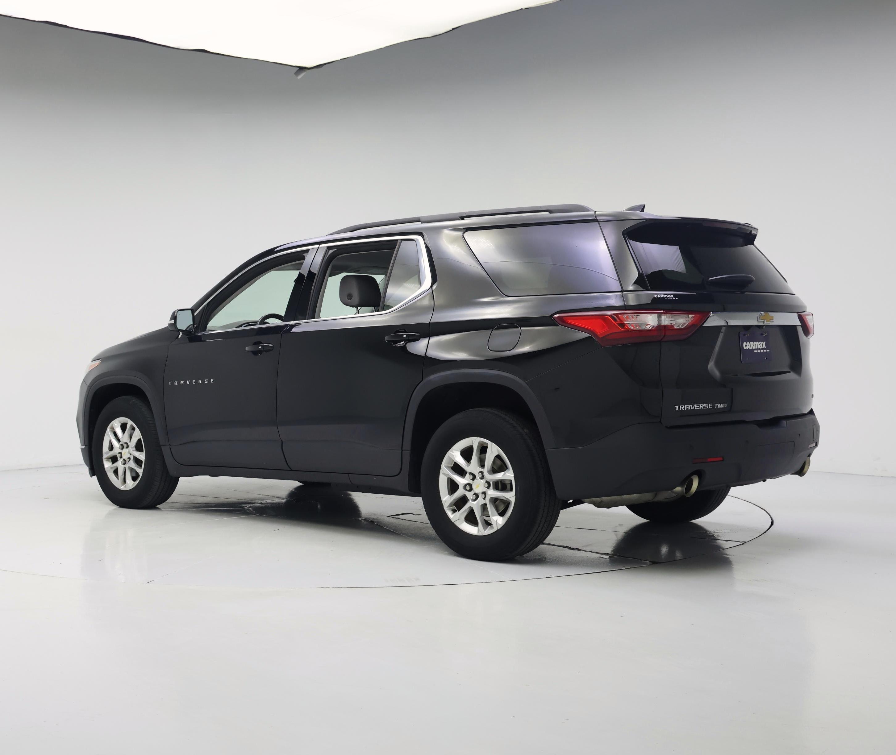 Thumbnail: 2020 Chevrolet Traverse - 2