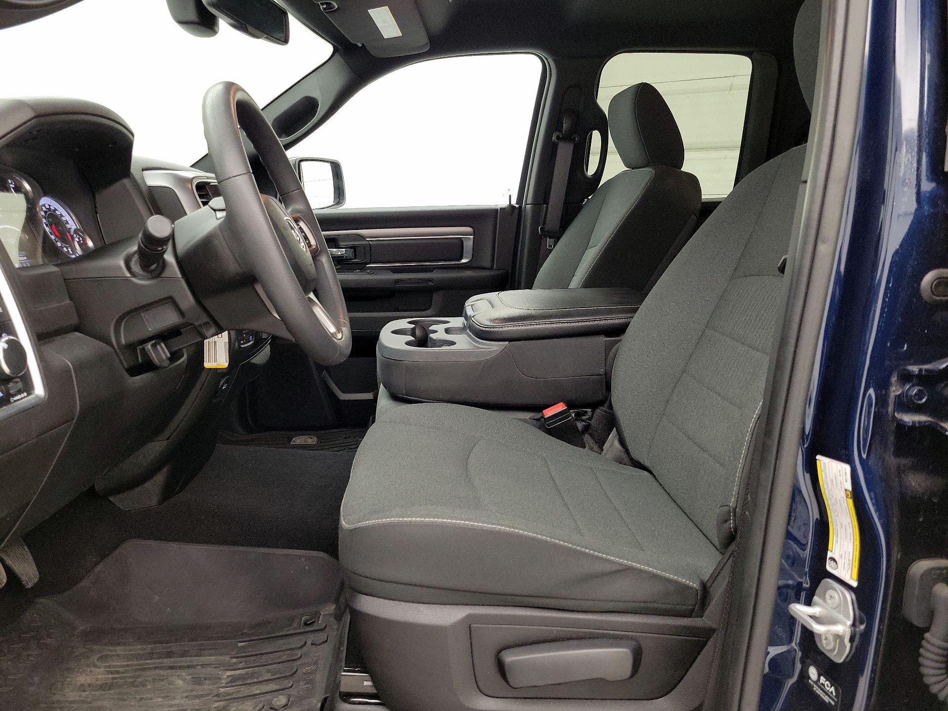 Thumbnail: 2022 RAM 1500 Classic - 11