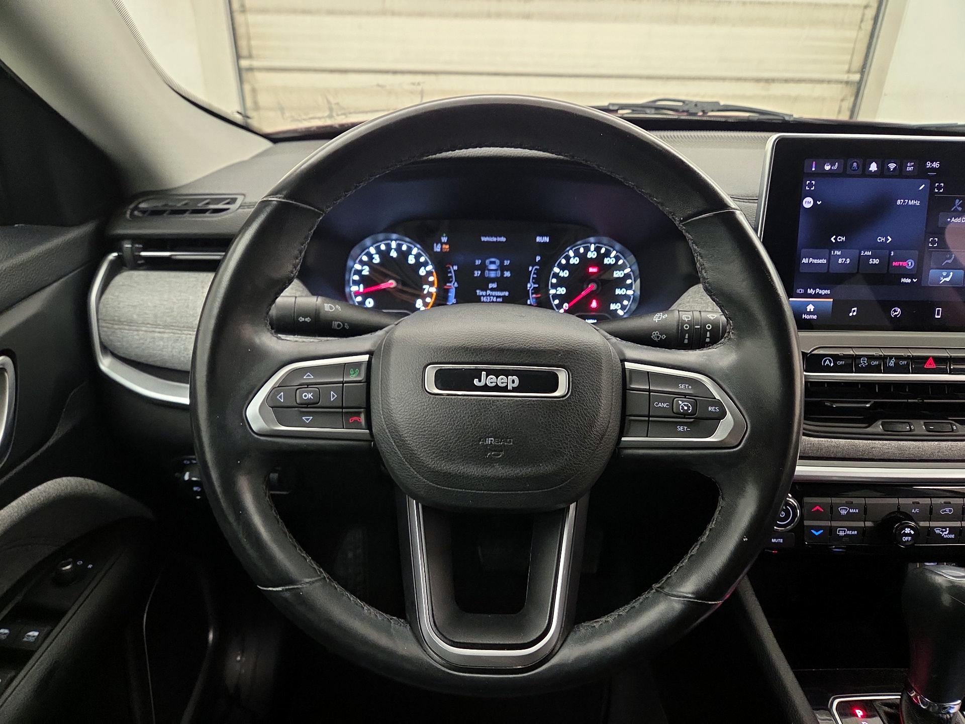 Thumbnail: 2022 Jeep Compass - 10