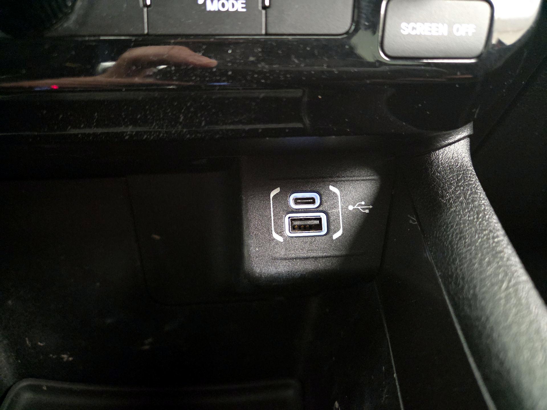 Thumbnail: 2022 Jeep Compass - 18