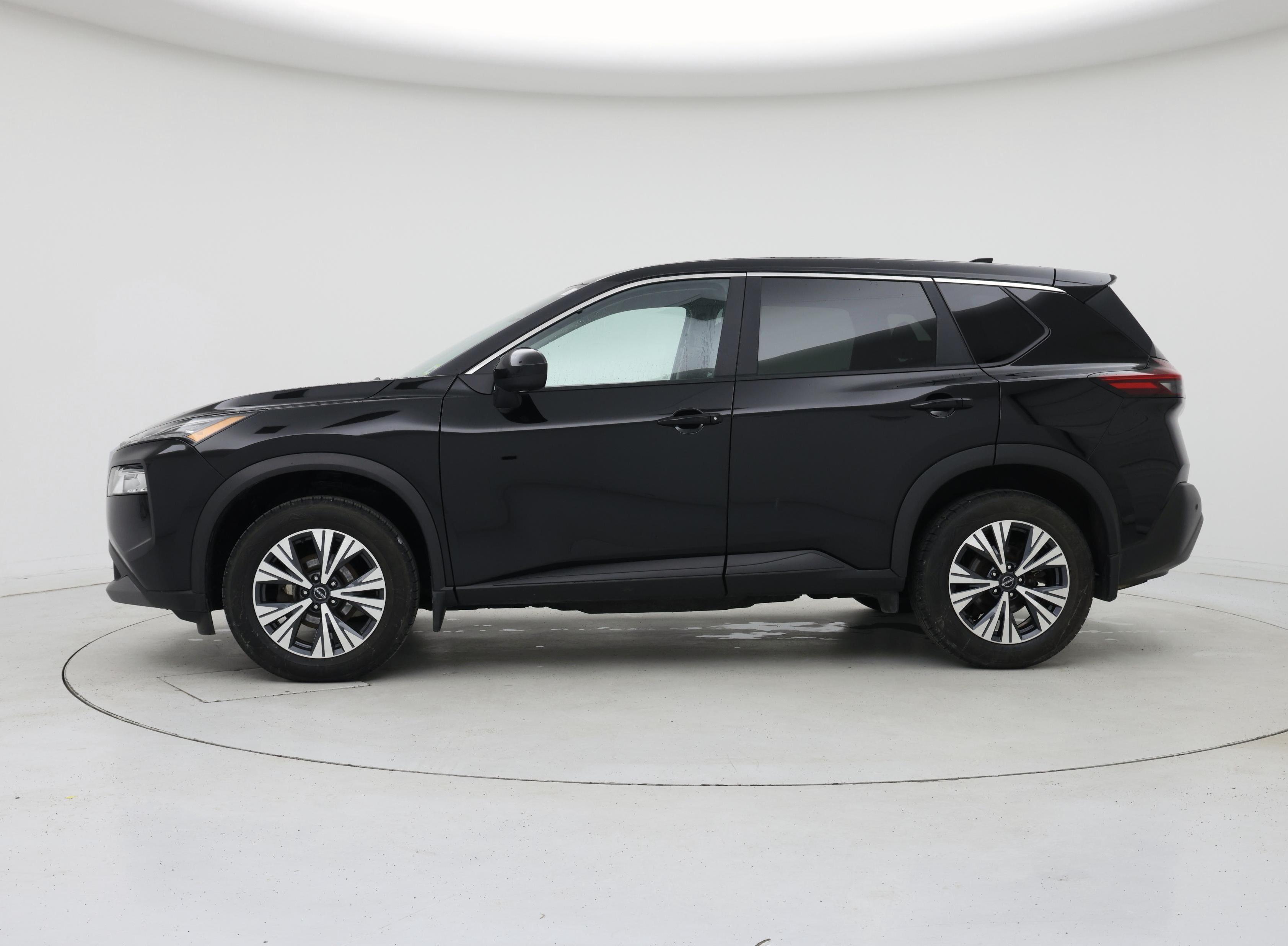 Thumbnail: 2023 Nissan Rogue - 3