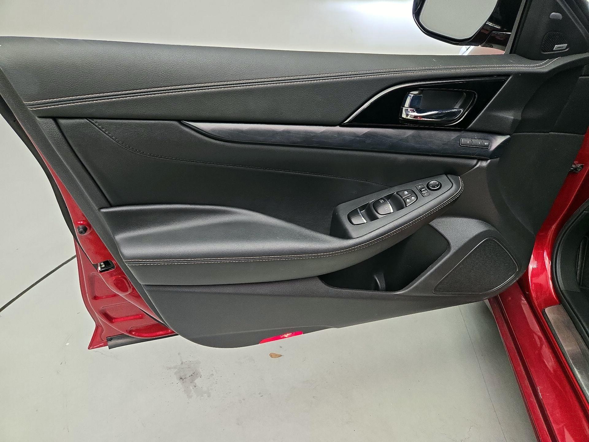 Thumbnail: 2022 Nissan Maxima - 12