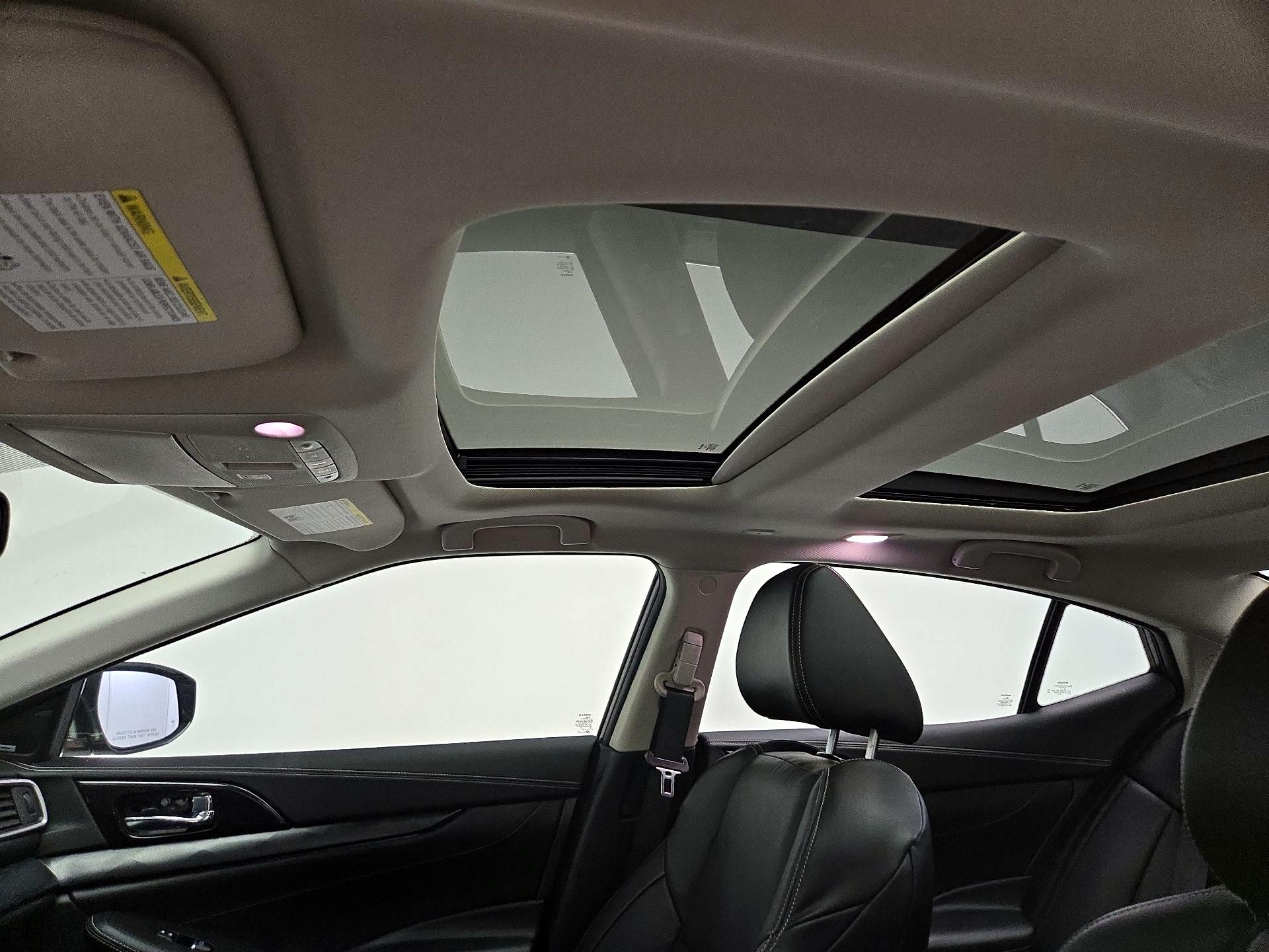 Thumbnail: 2022 Nissan Maxima - 19