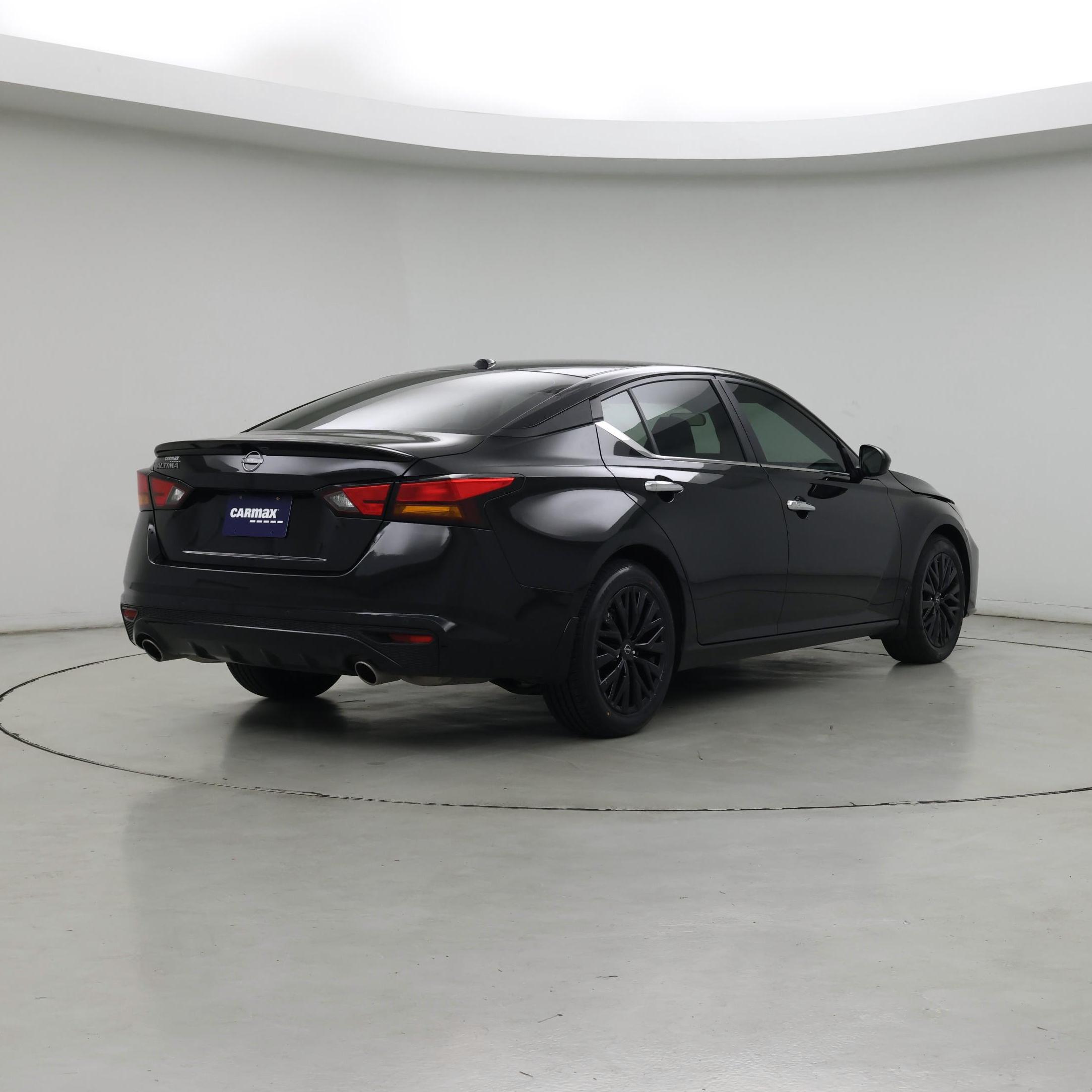 Thumbnail: 2025 Nissan Altima - 8