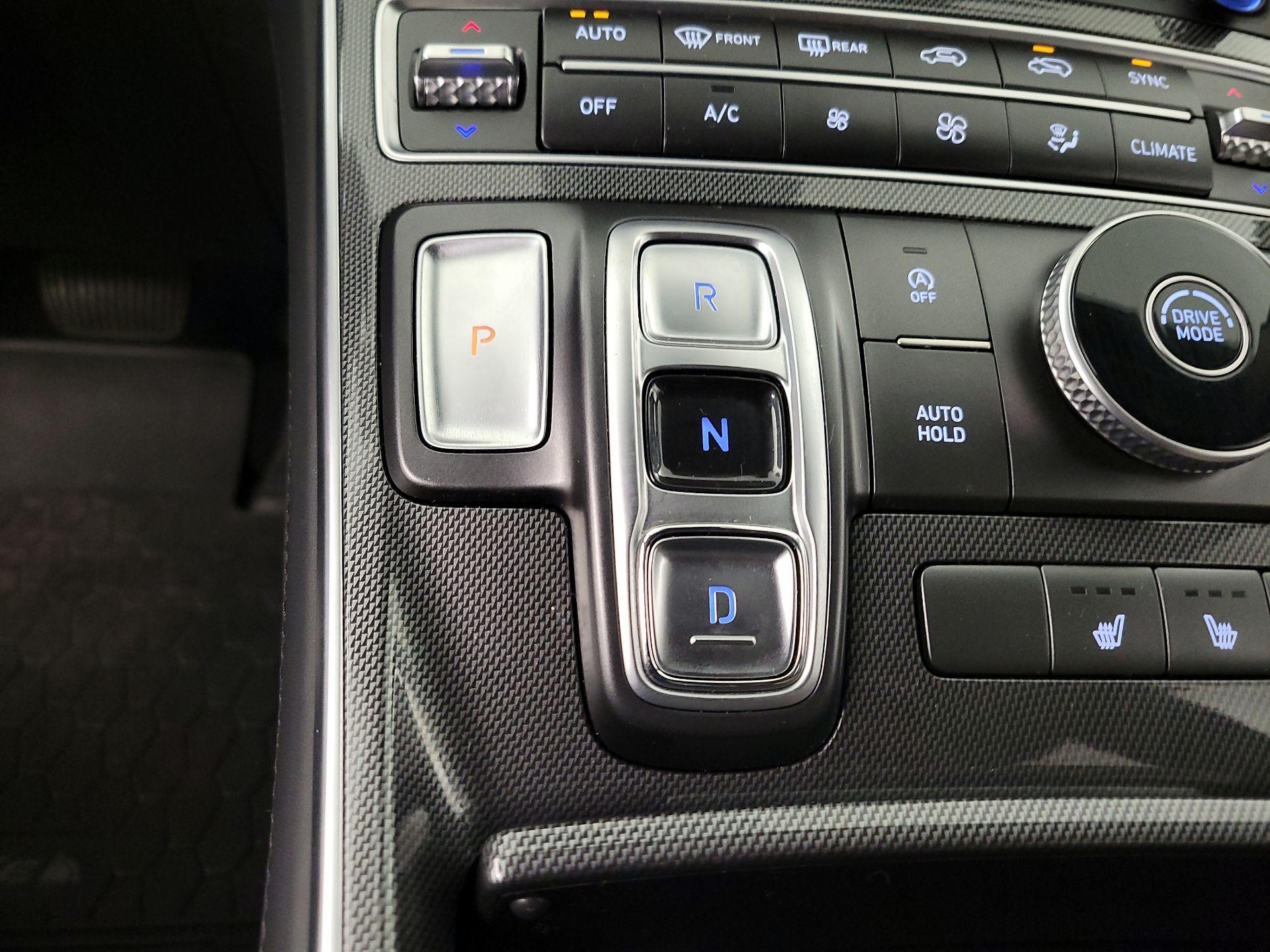 Thumbnail: 2022 Hyundai Santa Fe - 18