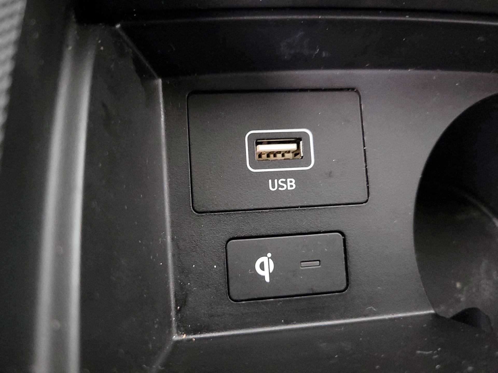 Thumbnail: 2022 Hyundai Santa Fe - 19