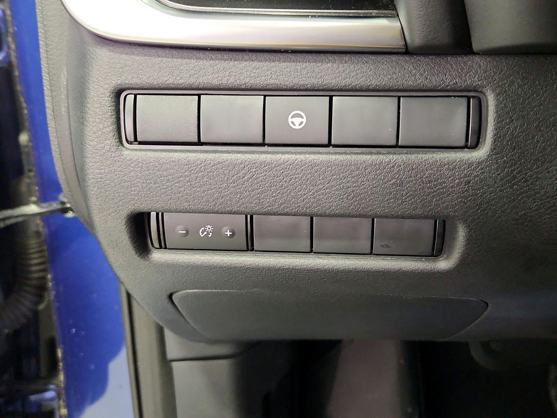 Thumbnail: 2023 Nissan Rogue - 13