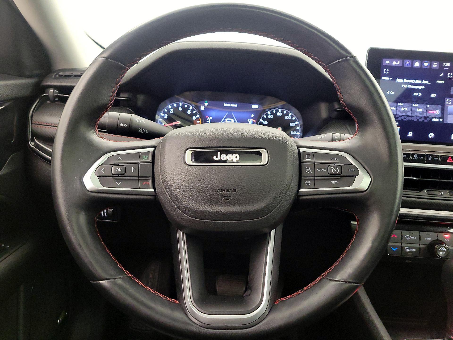 Thumbnail: 2022 Jeep Compass - 10