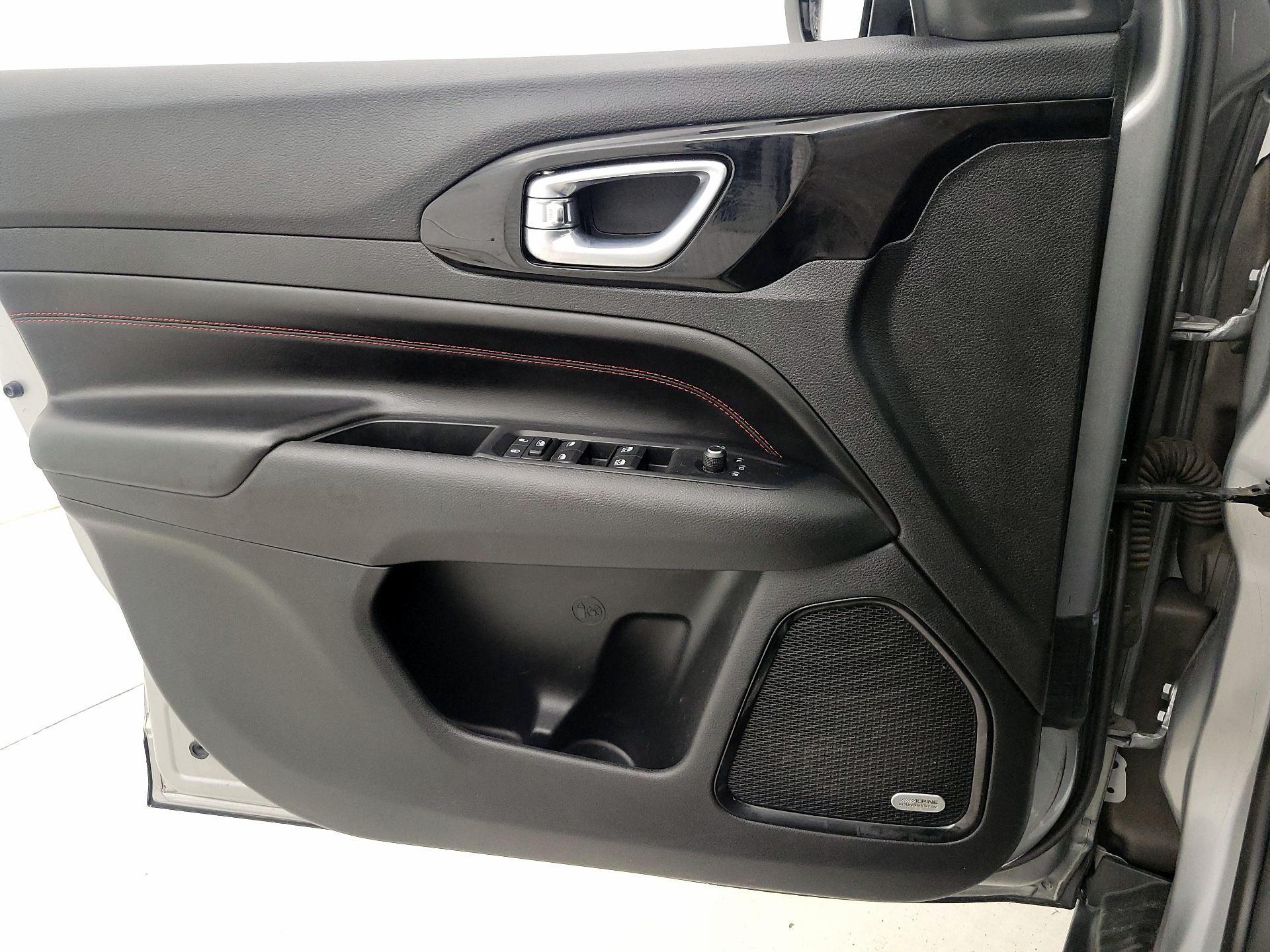 Thumbnail: 2022 Jeep Compass - 12