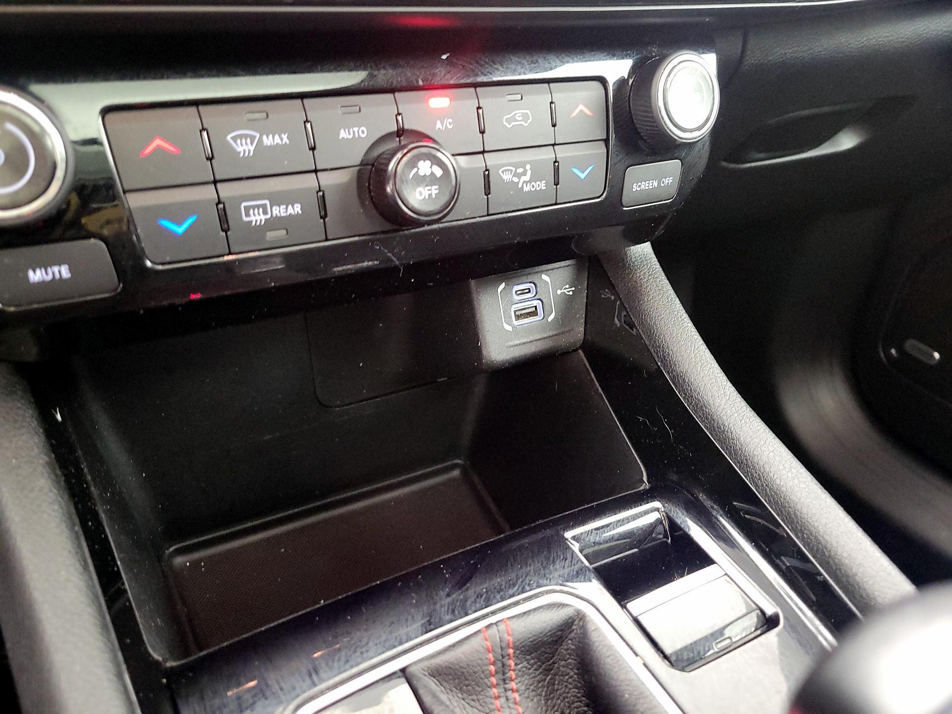 Thumbnail: 2022 Jeep Compass - 18