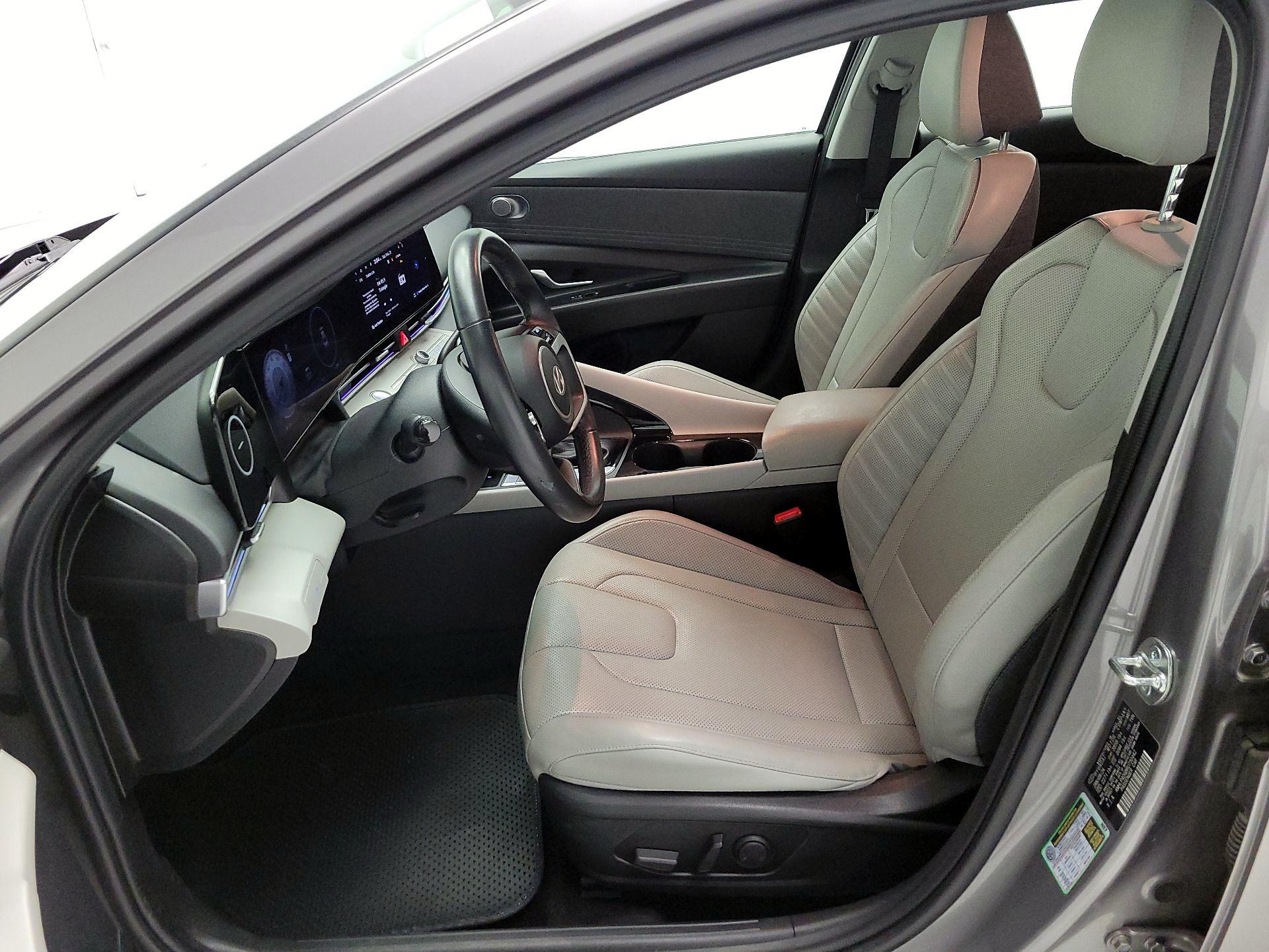 Thumbnail: 2024 Hyundai Elantra - 11