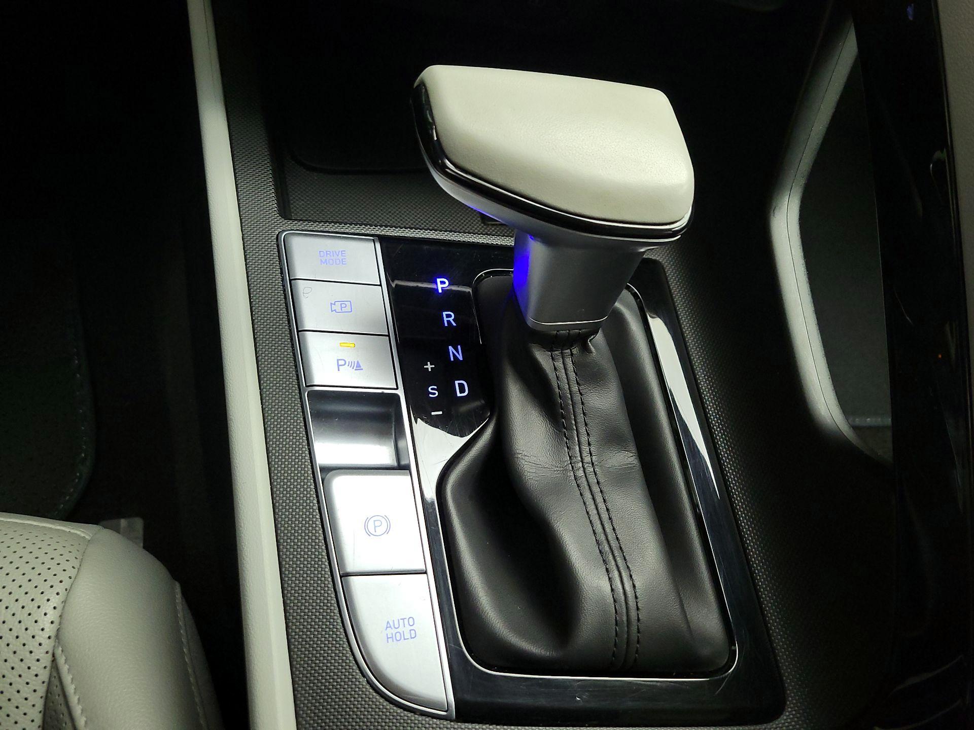 Thumbnail: 2024 Hyundai Elantra - 17