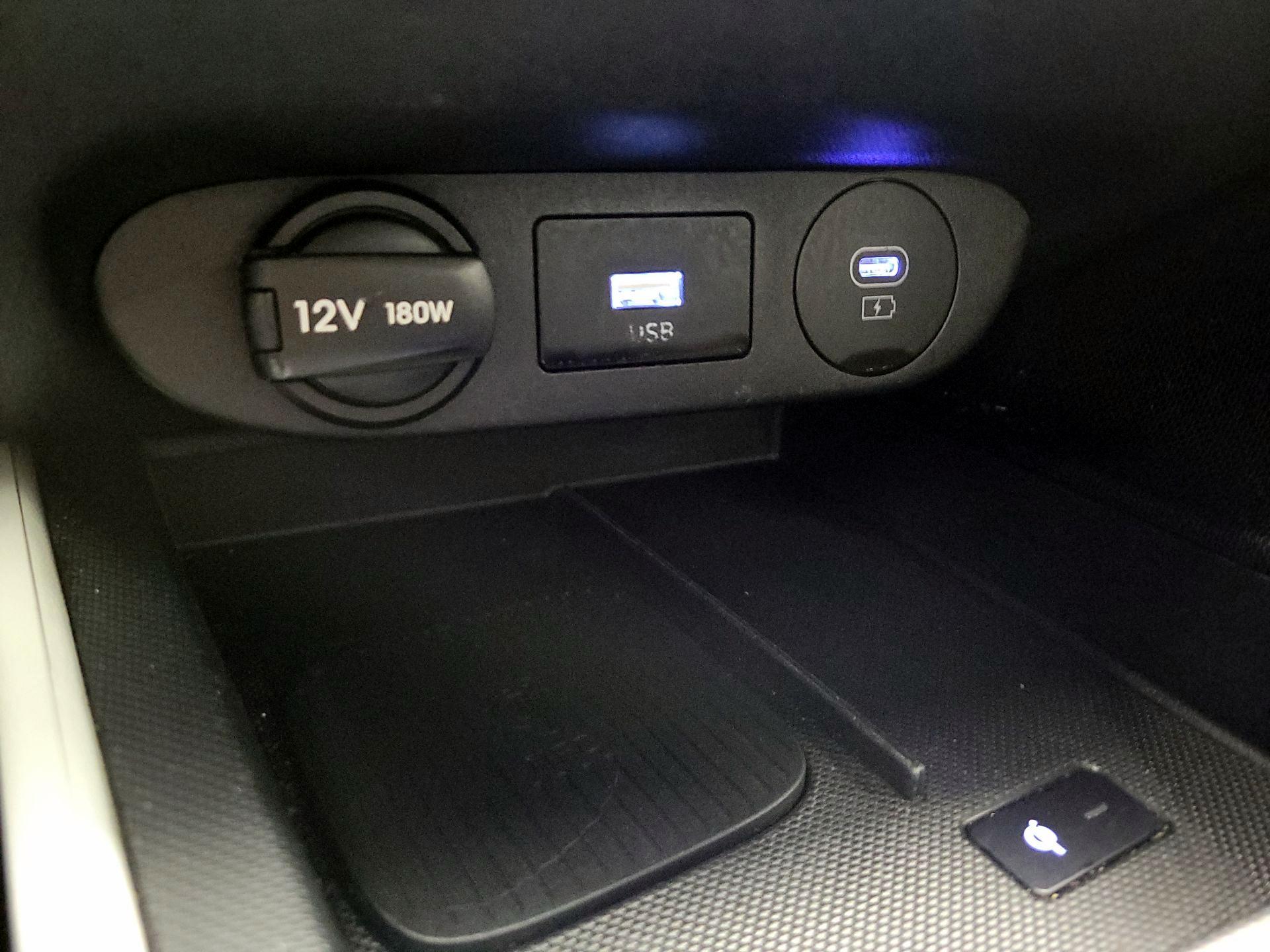 Thumbnail: 2024 Hyundai Elantra - 18