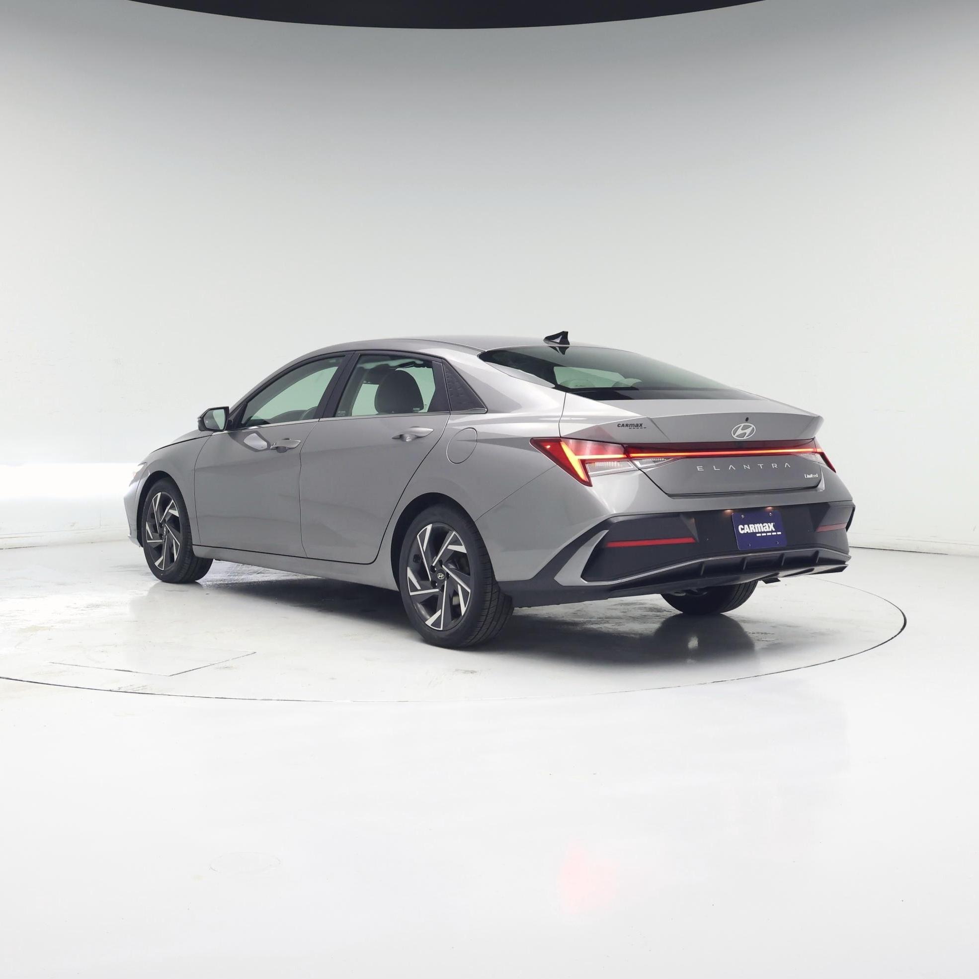 Thumbnail: 2024 Hyundai Elantra - 2