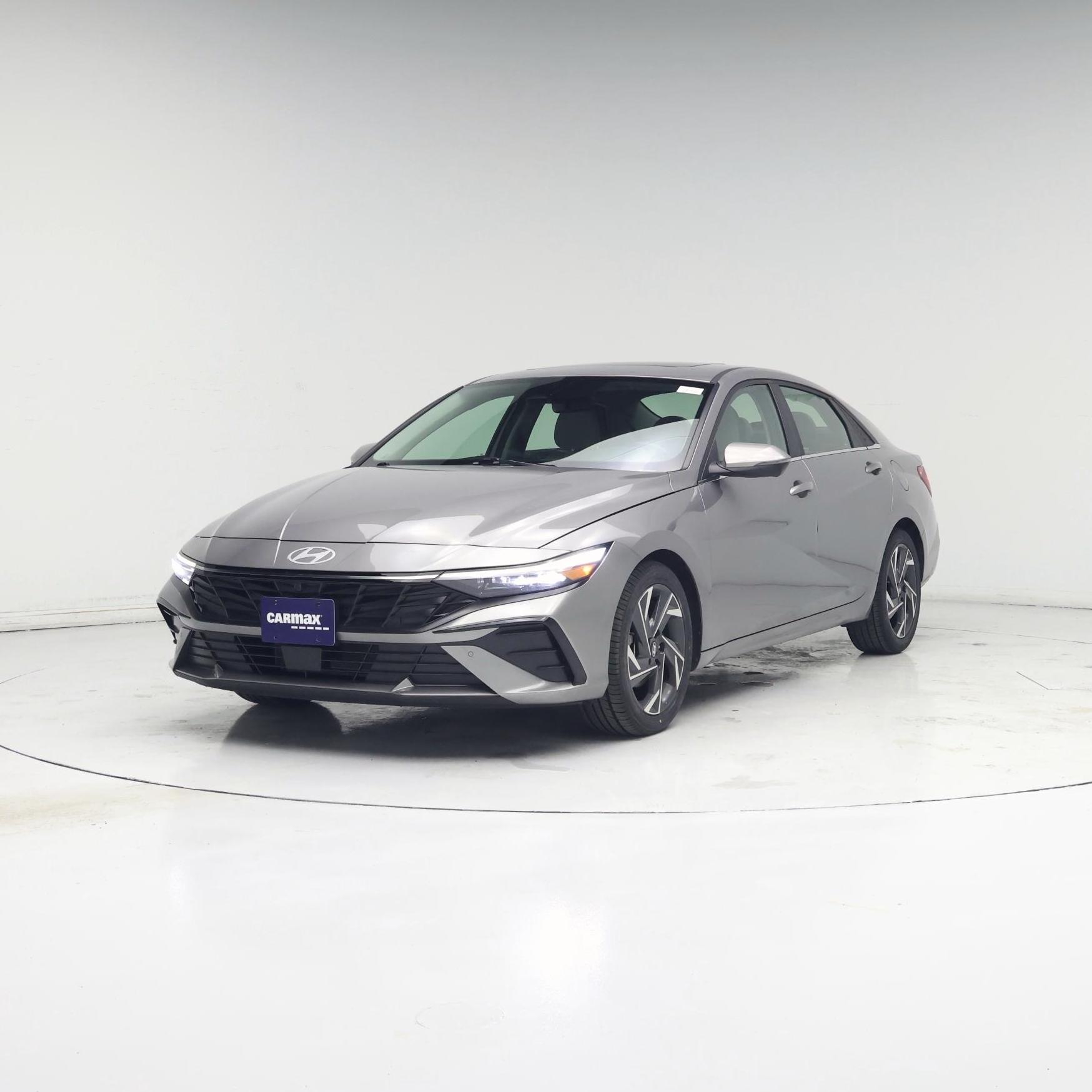 Thumbnail: 2024 Hyundai Elantra - 4