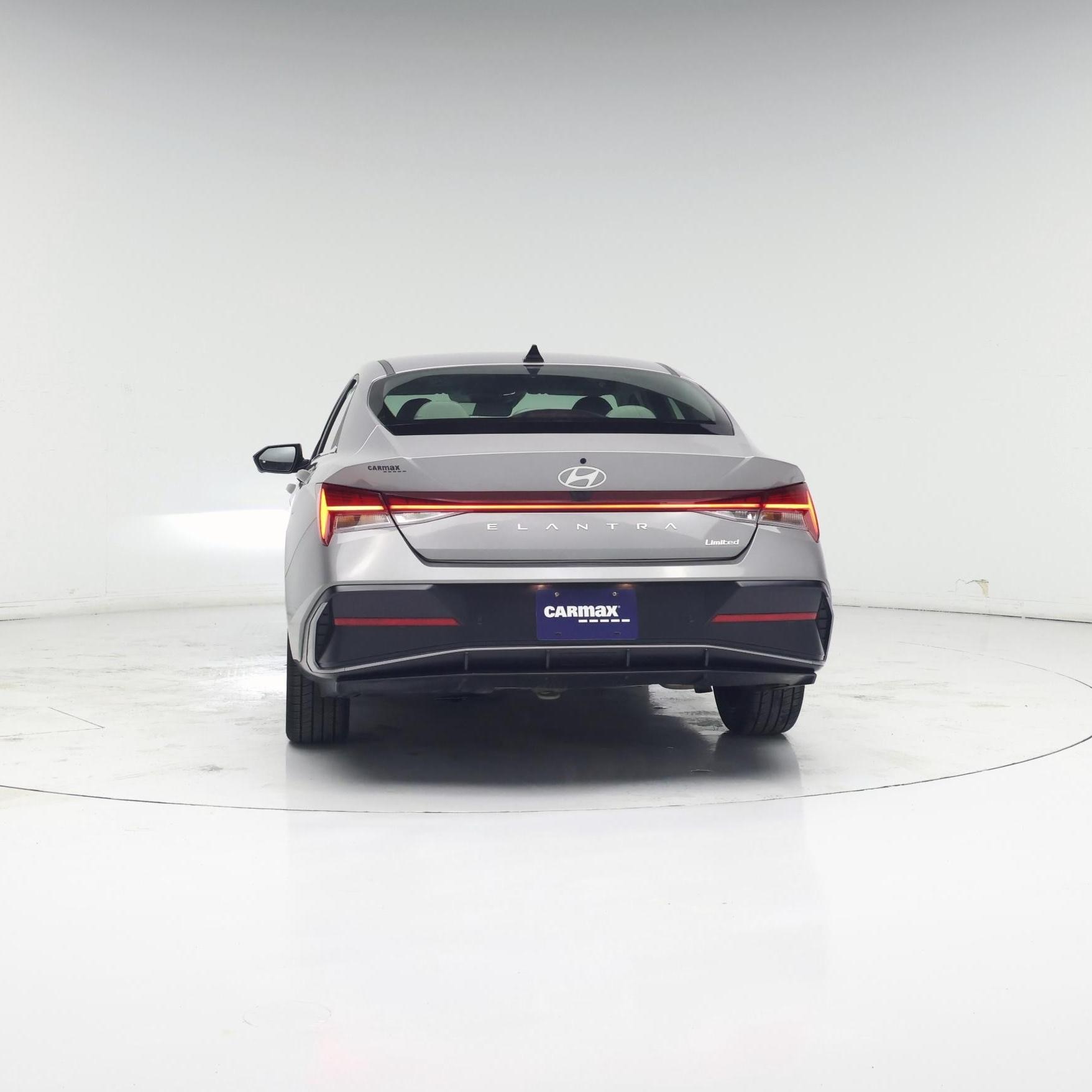 Thumbnail: 2024 Hyundai Elantra - 6