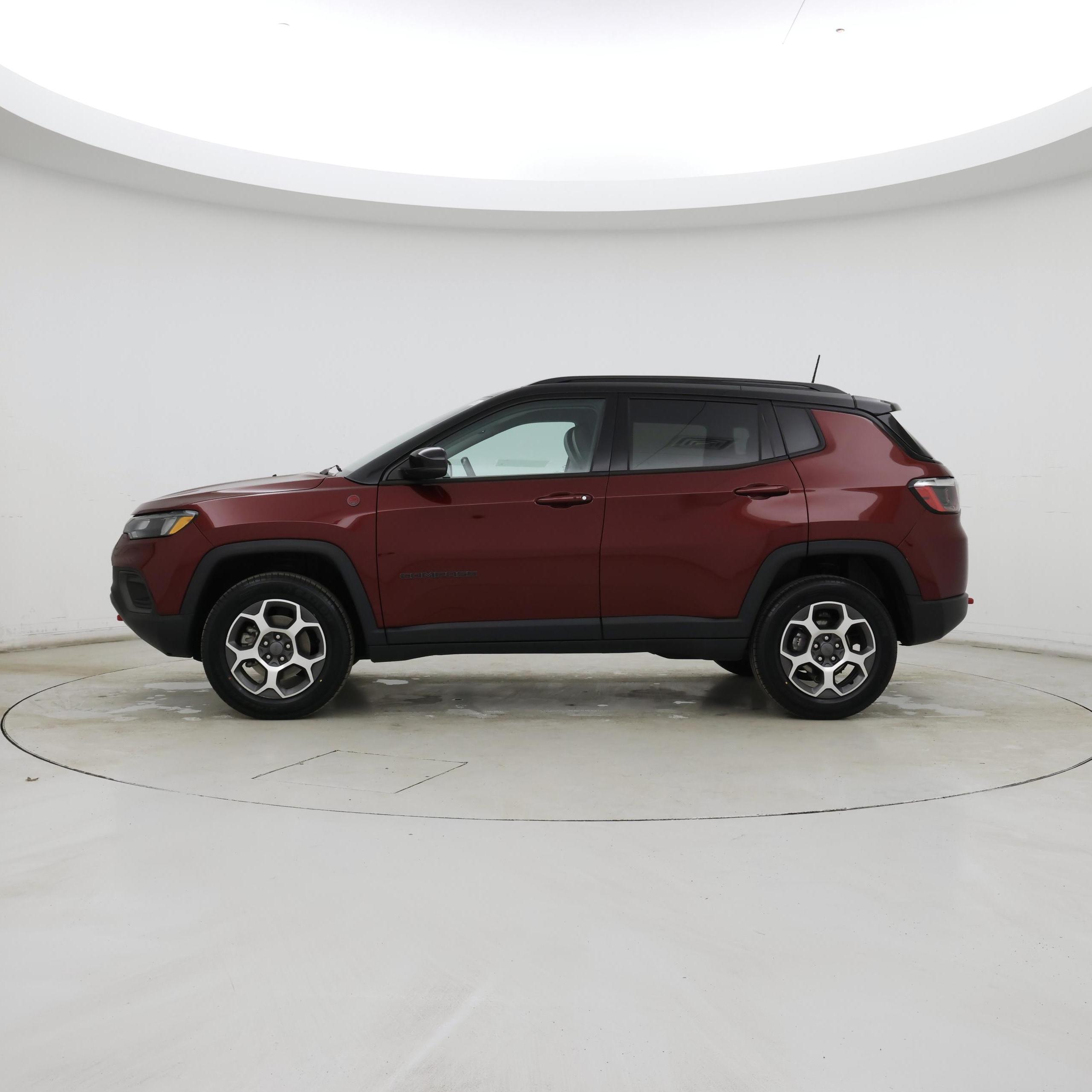 Thumbnail: 2022 Jeep Compass - 3