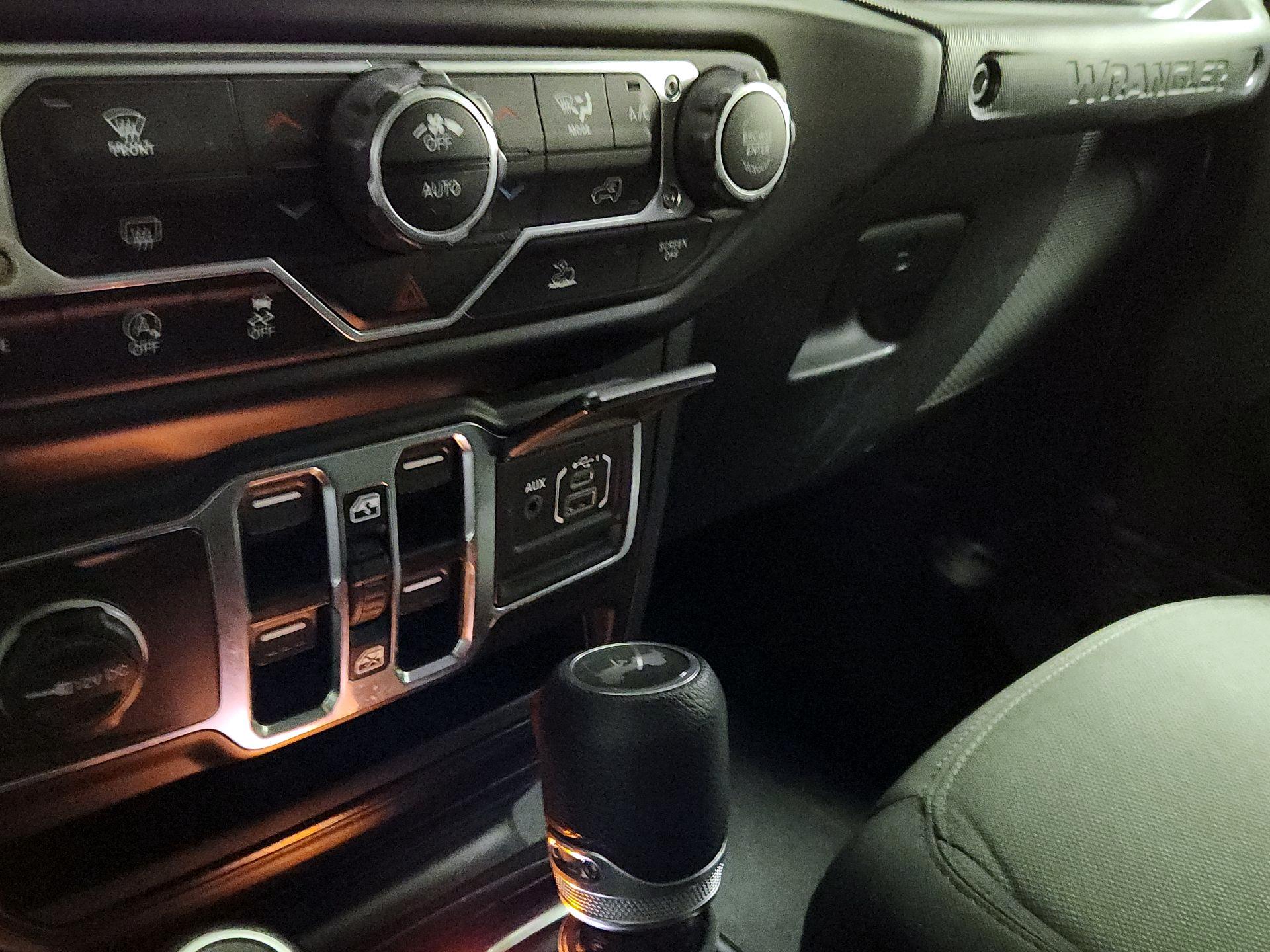 Thumbnail: 2023 Jeep Wrangler - 19