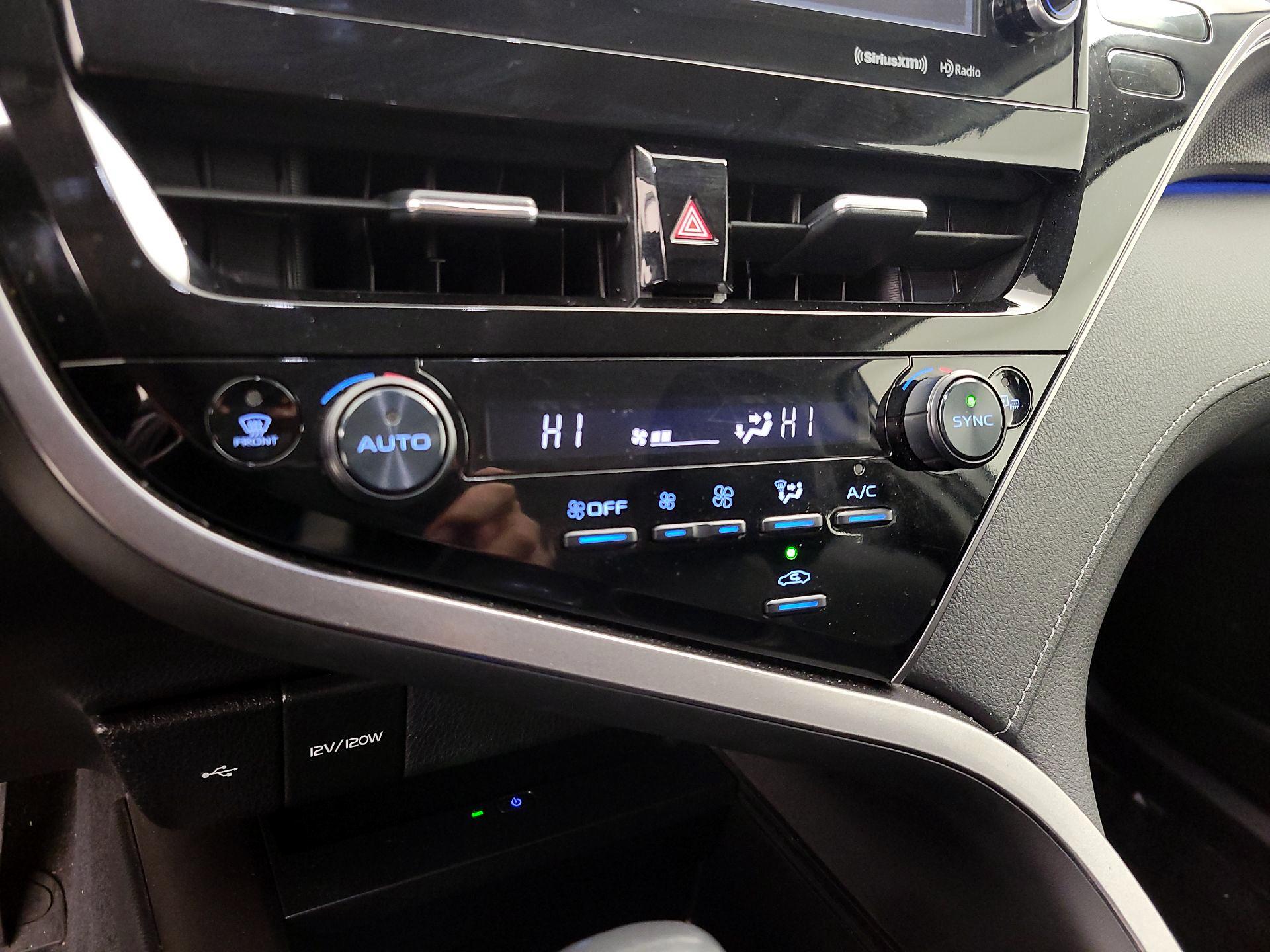 Thumbnail: 2024 Toyota Camry - 16