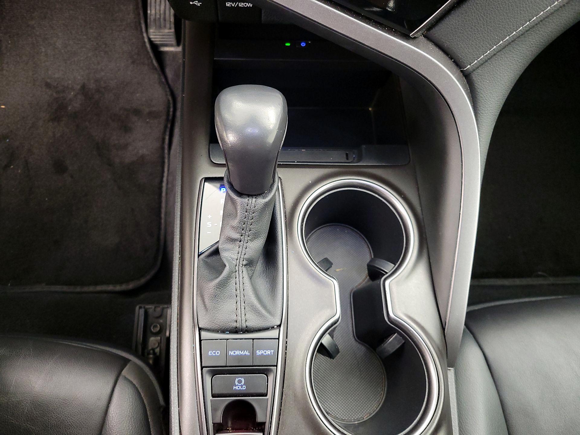 Thumbnail: 2024 Toyota Camry - 17