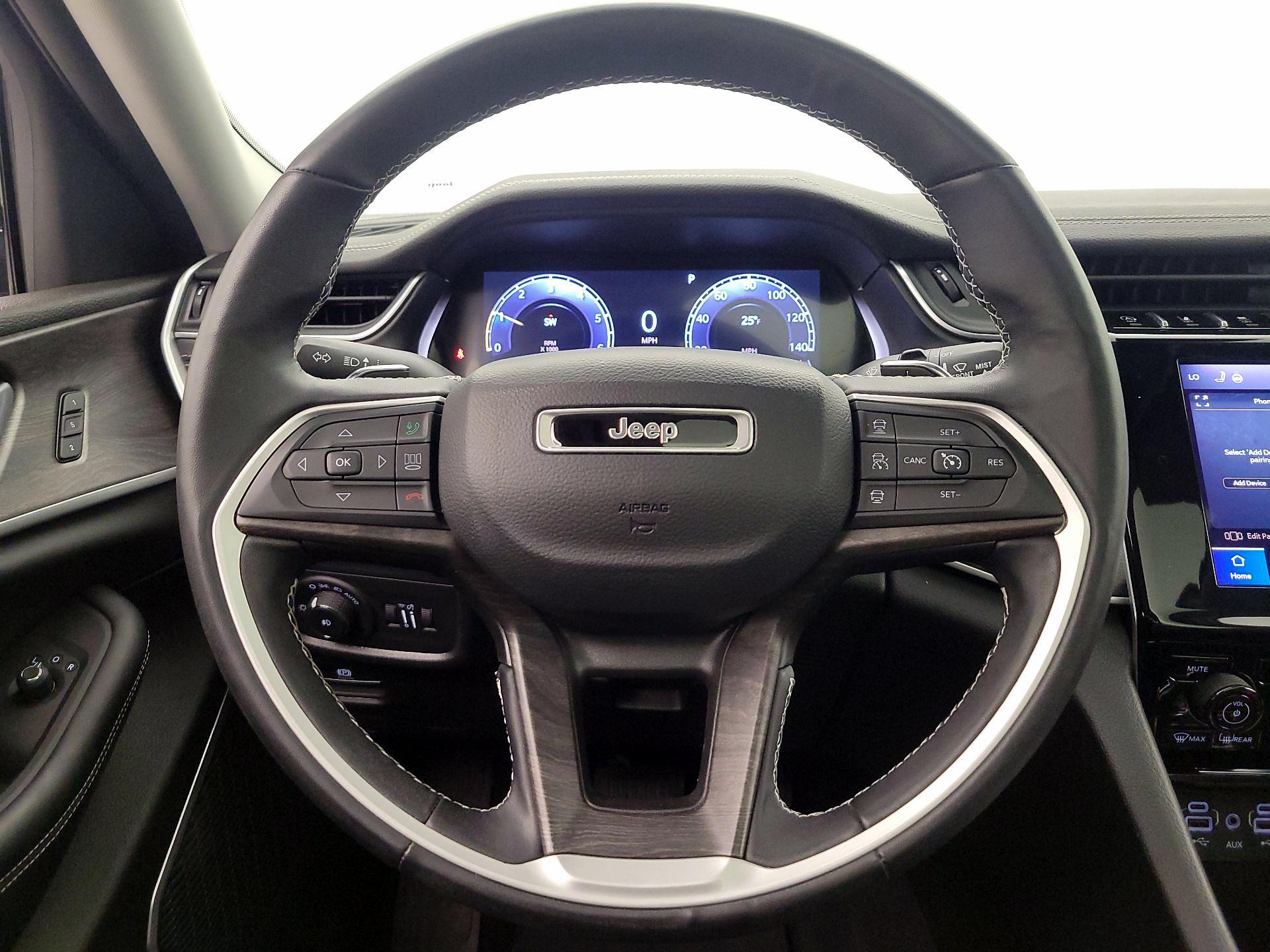 Thumbnail: 2022 Jeep Grand Cherokee - 10