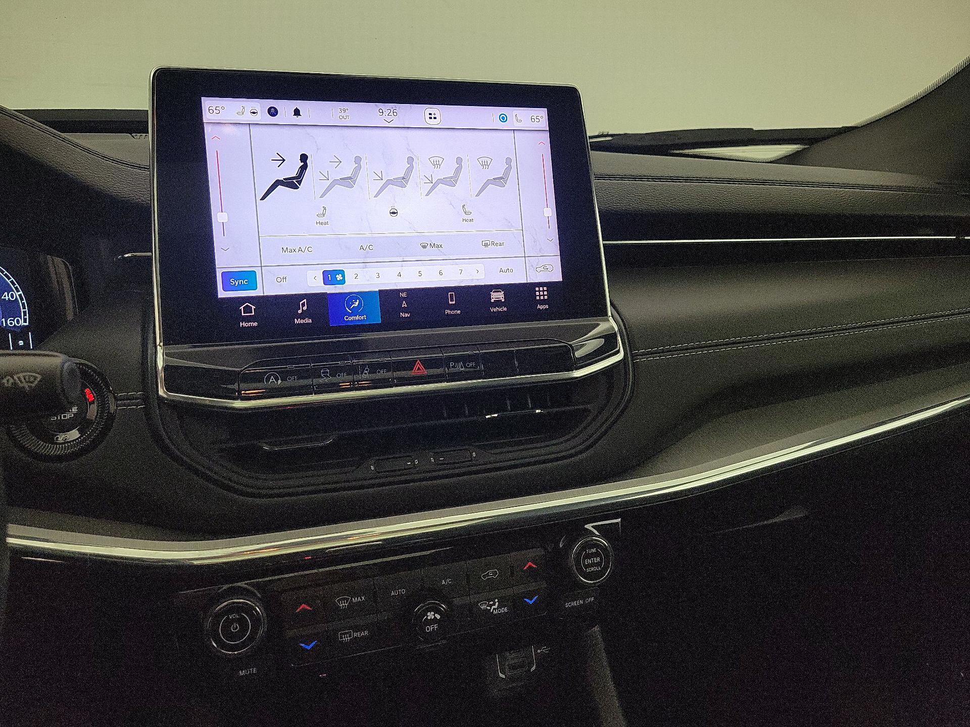 Thumbnail: 2022 Jeep Compass - 17