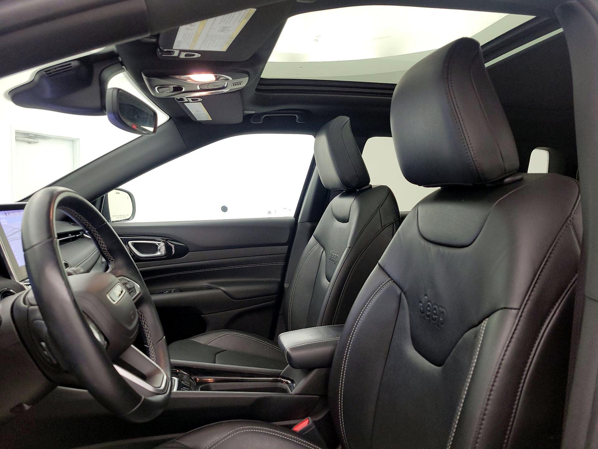 Thumbnail: 2022 Jeep Compass - 20