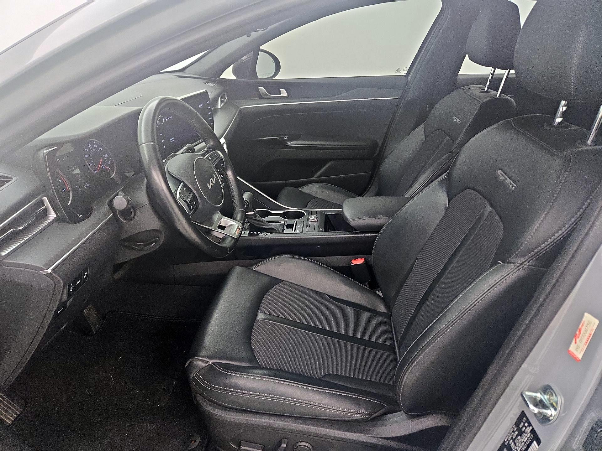 Thumbnail: 2022 Kia K5 - 11