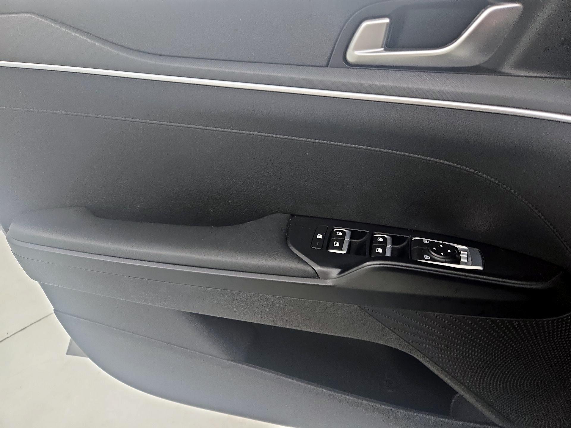 Thumbnail: 2022 Kia K5 - 12