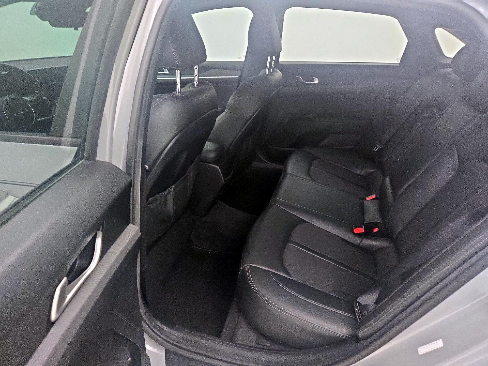 Thumbnail: 2022 Kia K5 - 20