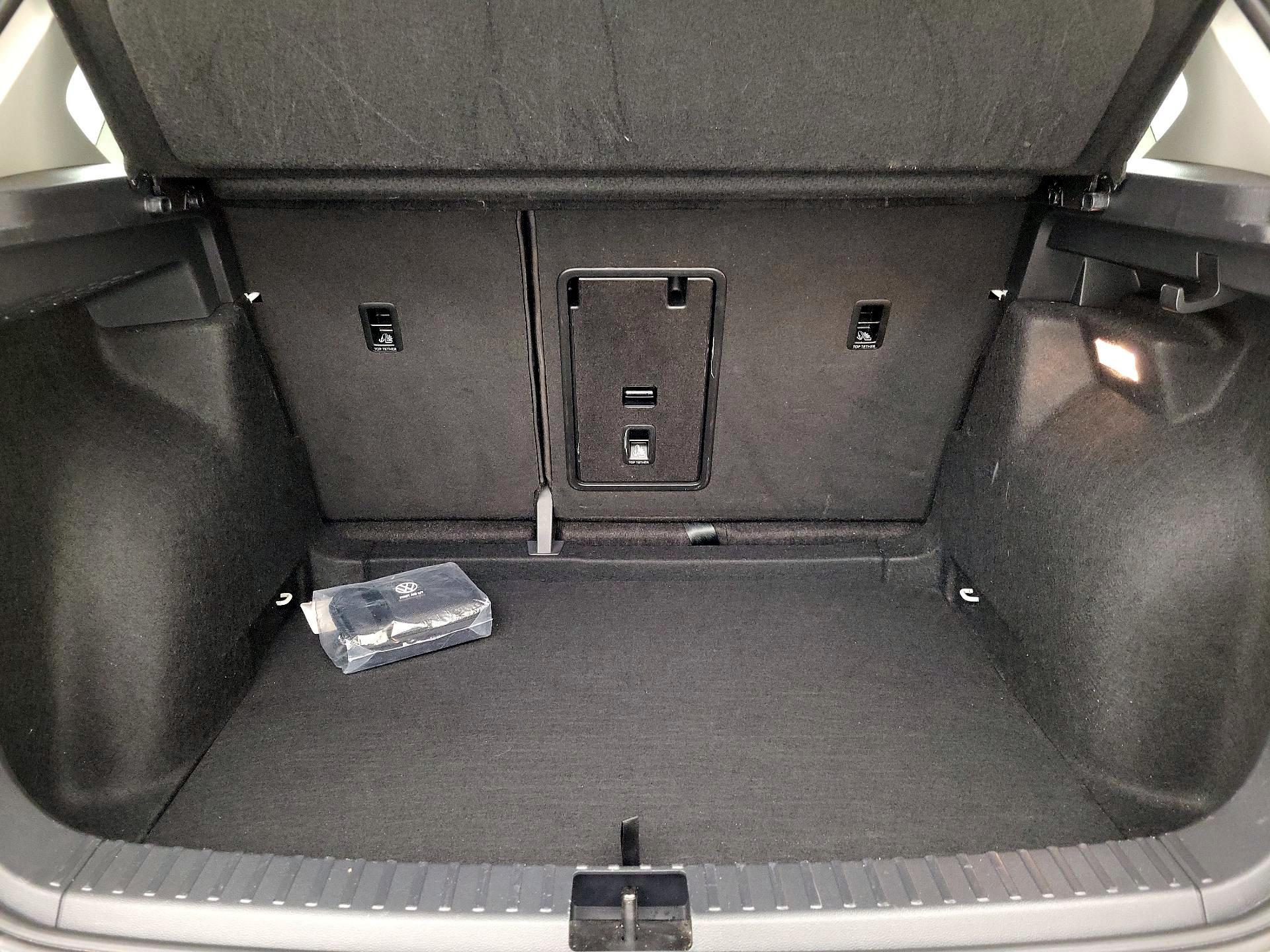 Thumbnail: 2023 Volkswagen Taos - 20