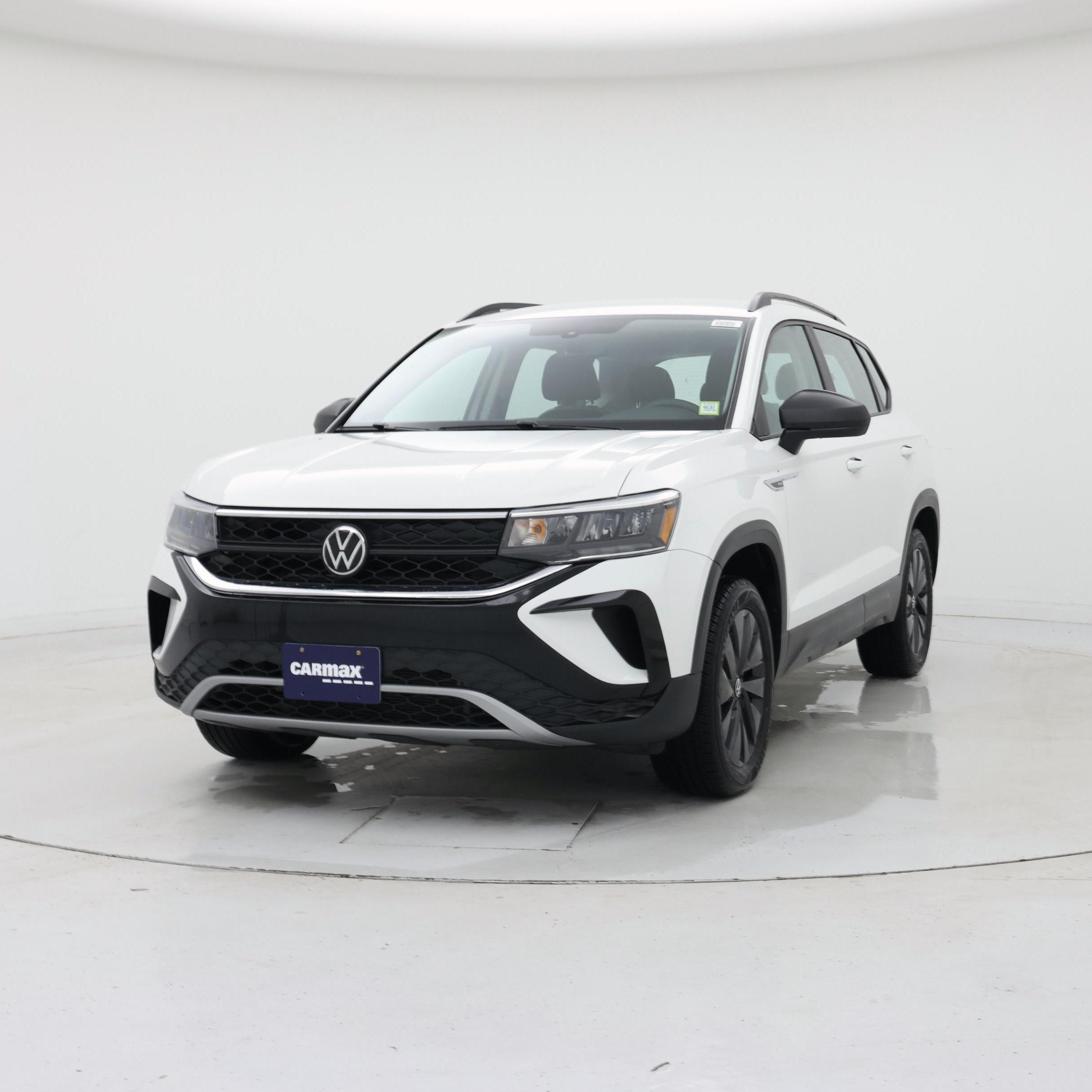 Thumbnail: 2023 Volkswagen Taos - 4