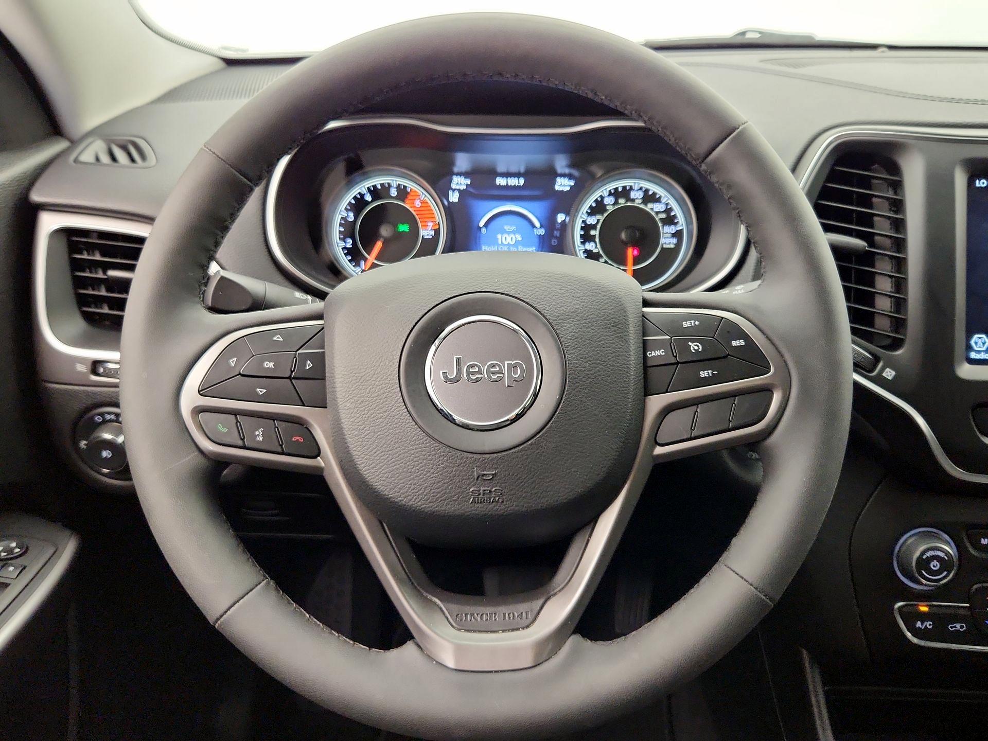 Thumbnail: 2022 Jeep Cherokee - 10