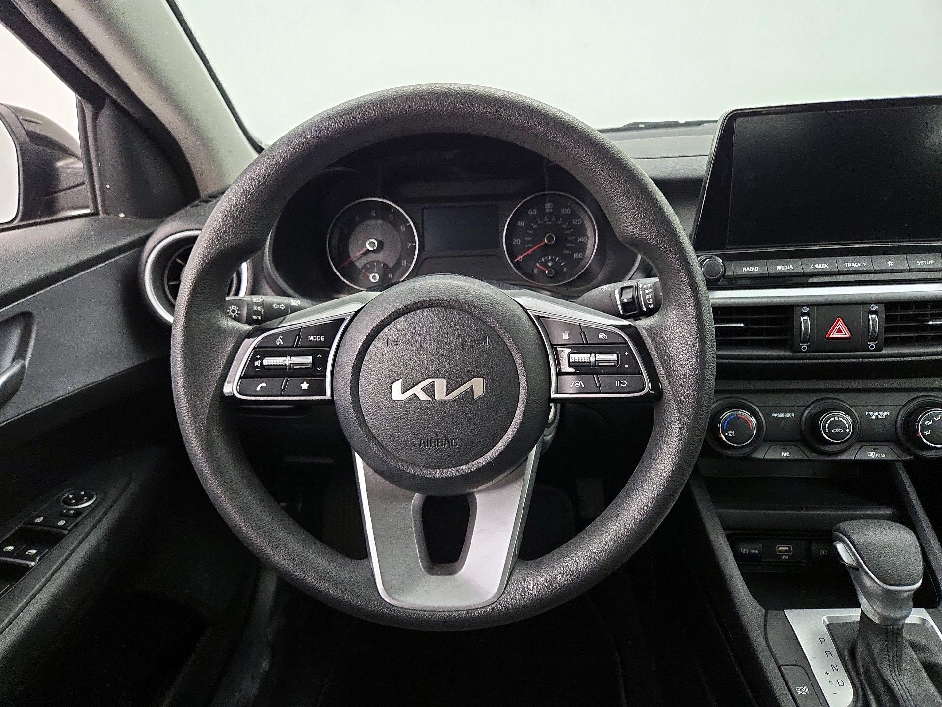 Thumbnail: 2024 Kia Forte - 10