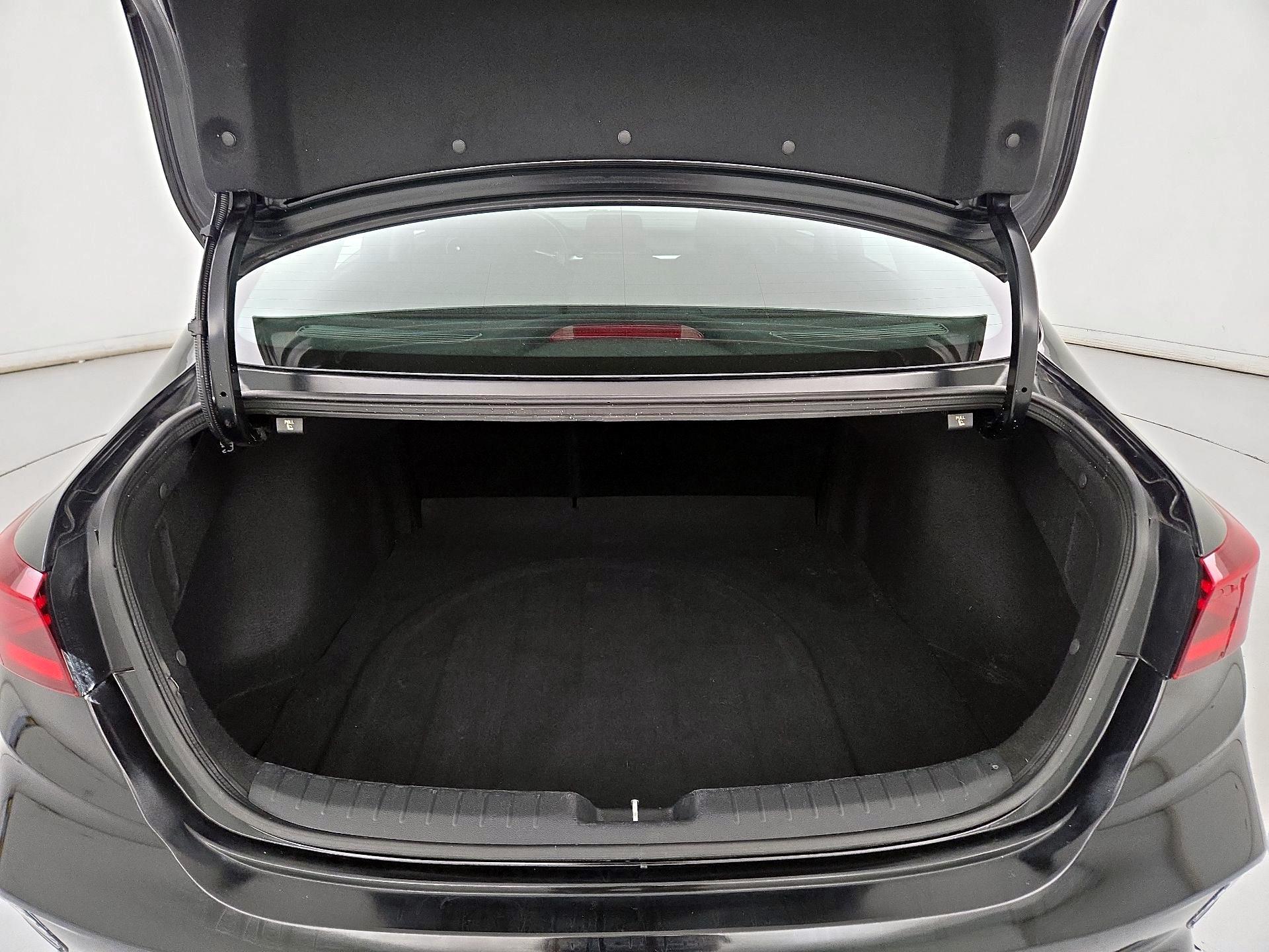 Thumbnail: 2024 Kia Forte - 20