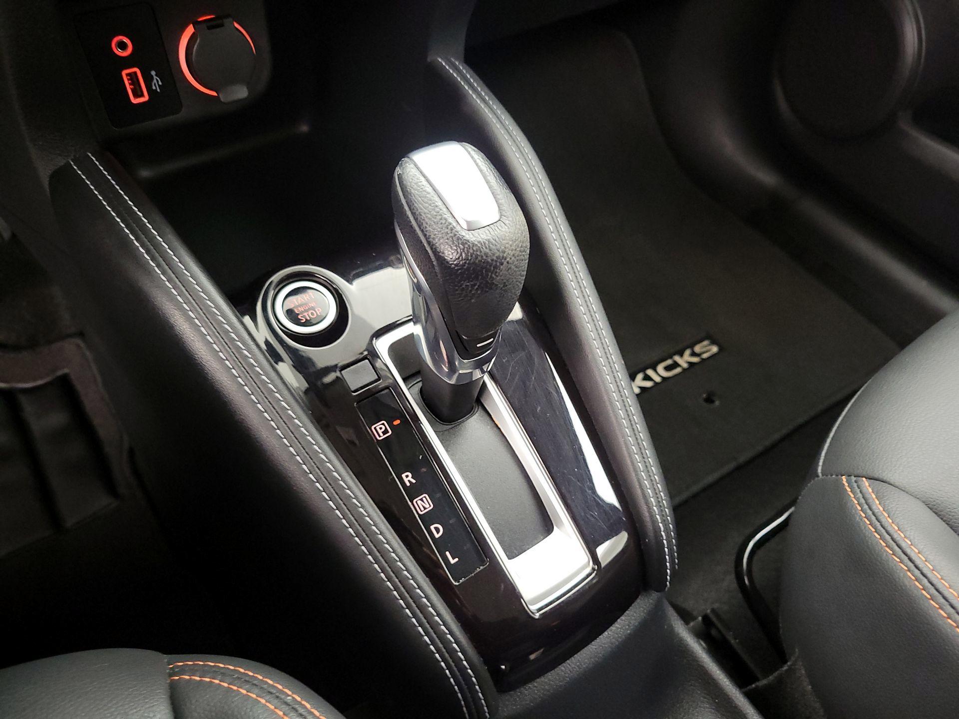 Thumbnail: 2020 Nissan Kicks - 16